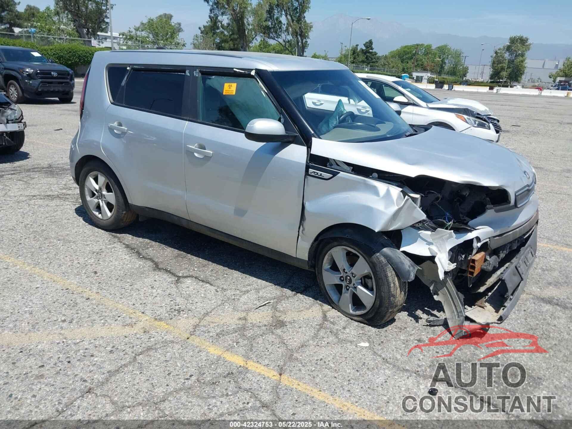 KIA SOUL 2018 - KNDJN2A27J7607152