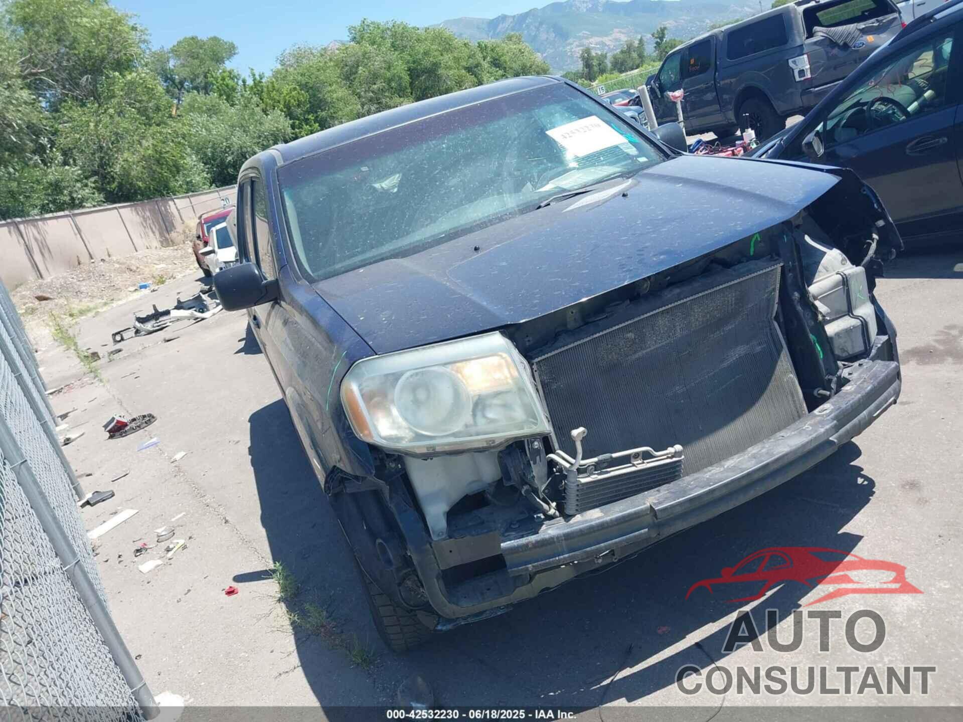HONDA PILOT 2010 - 5FNYF4H25AB016776