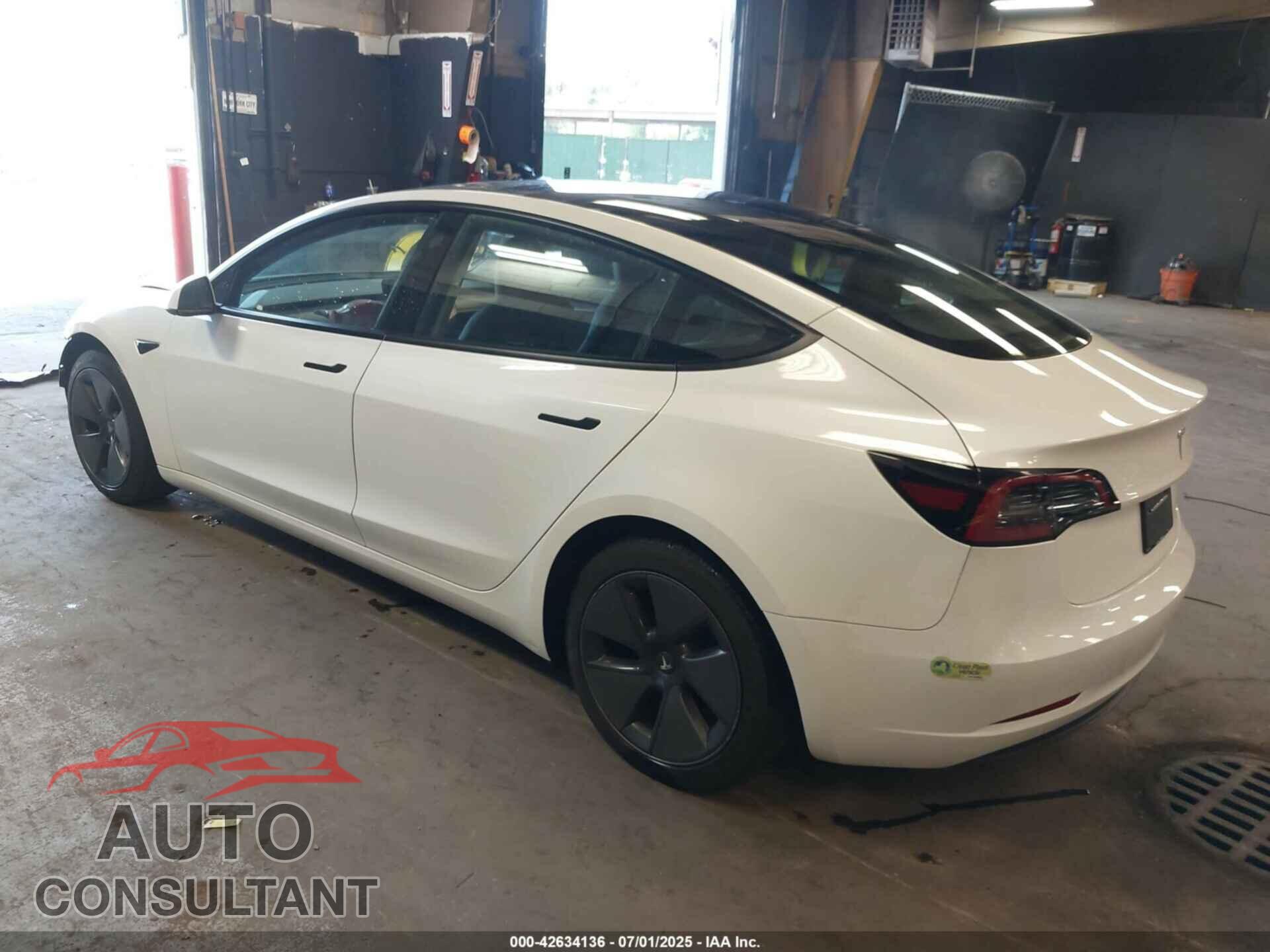 TESLA MODEL 3 2023 - 5YJ3E1EA0PF585700