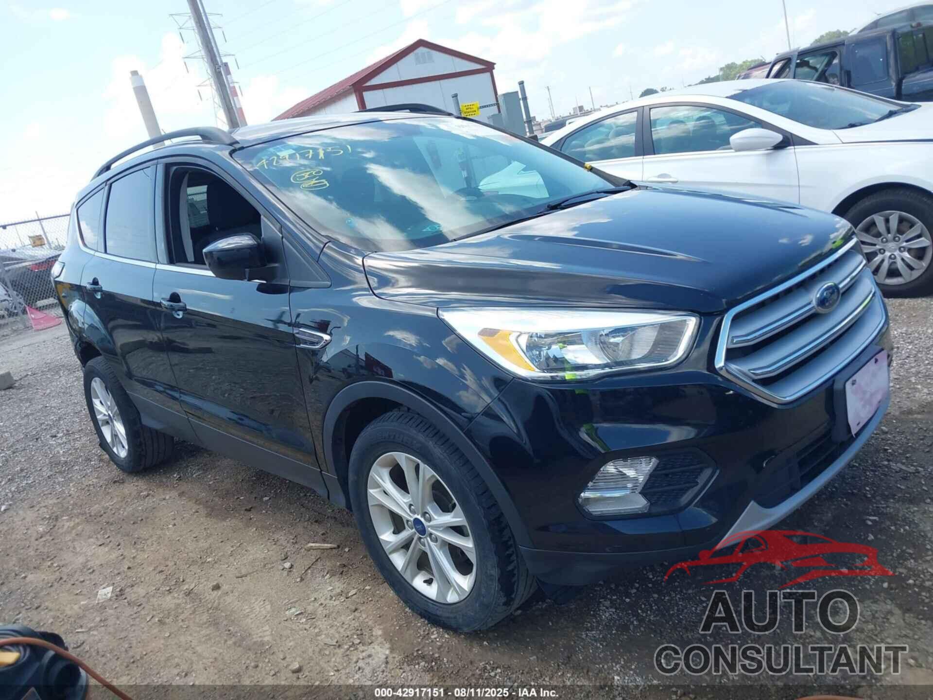 FORD ESCAPE 2018 - 1FMCU0GD9JUB22744