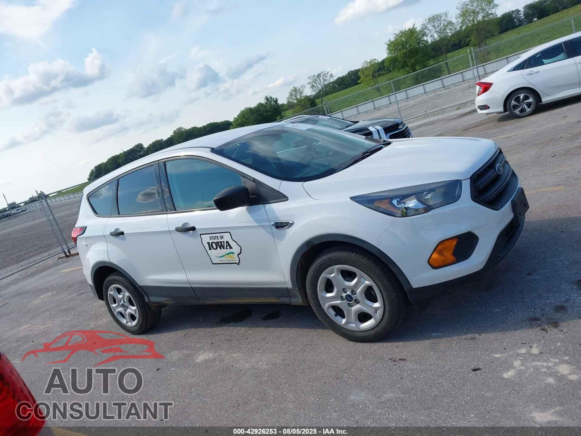 FORD ESCAPE 2019 - 1FMCU0F74KUC07228