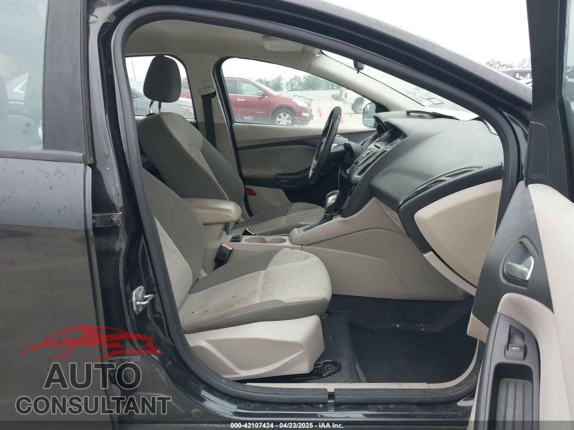 FORD FOCUS 2012 - 1FAHP3F21CL372769