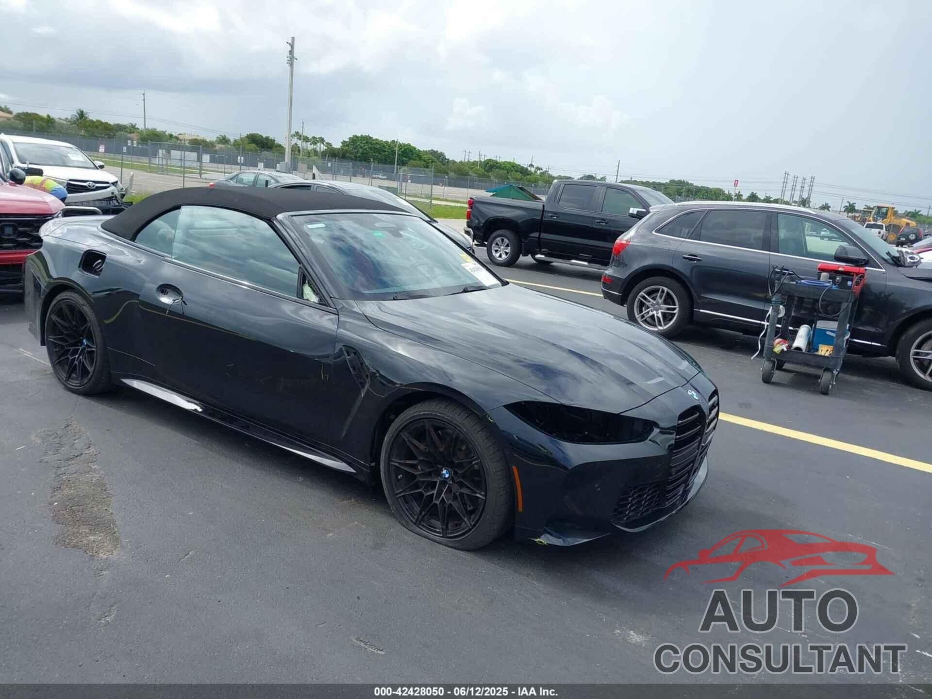 BMW M4 2024 - WBS33BA0XRCP56759