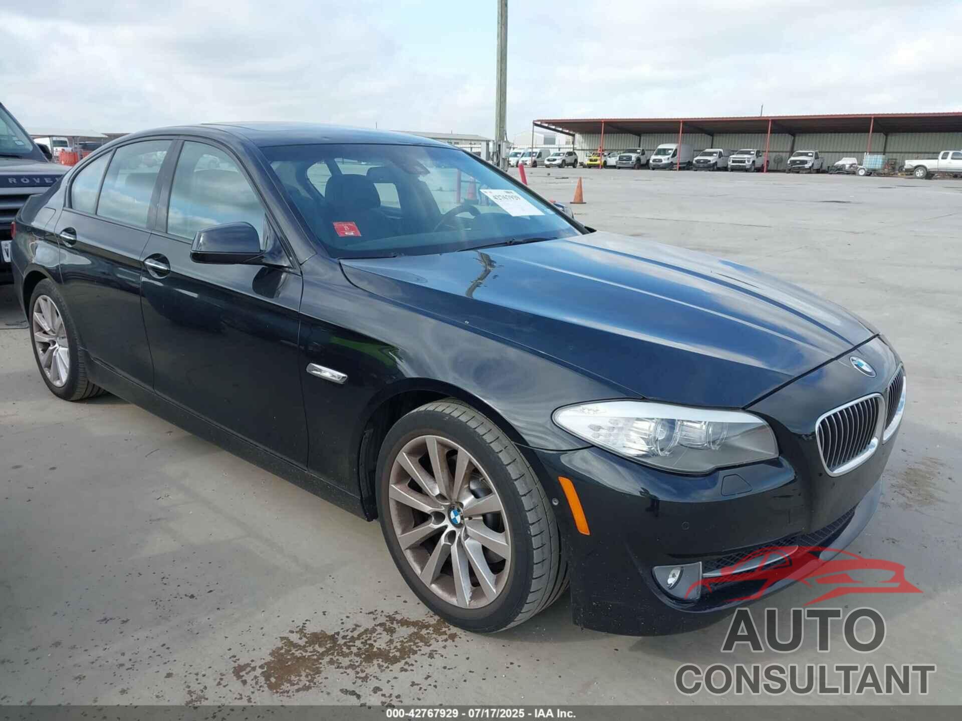 BMW 528I 2011 - WBAFR1C51BDS36002