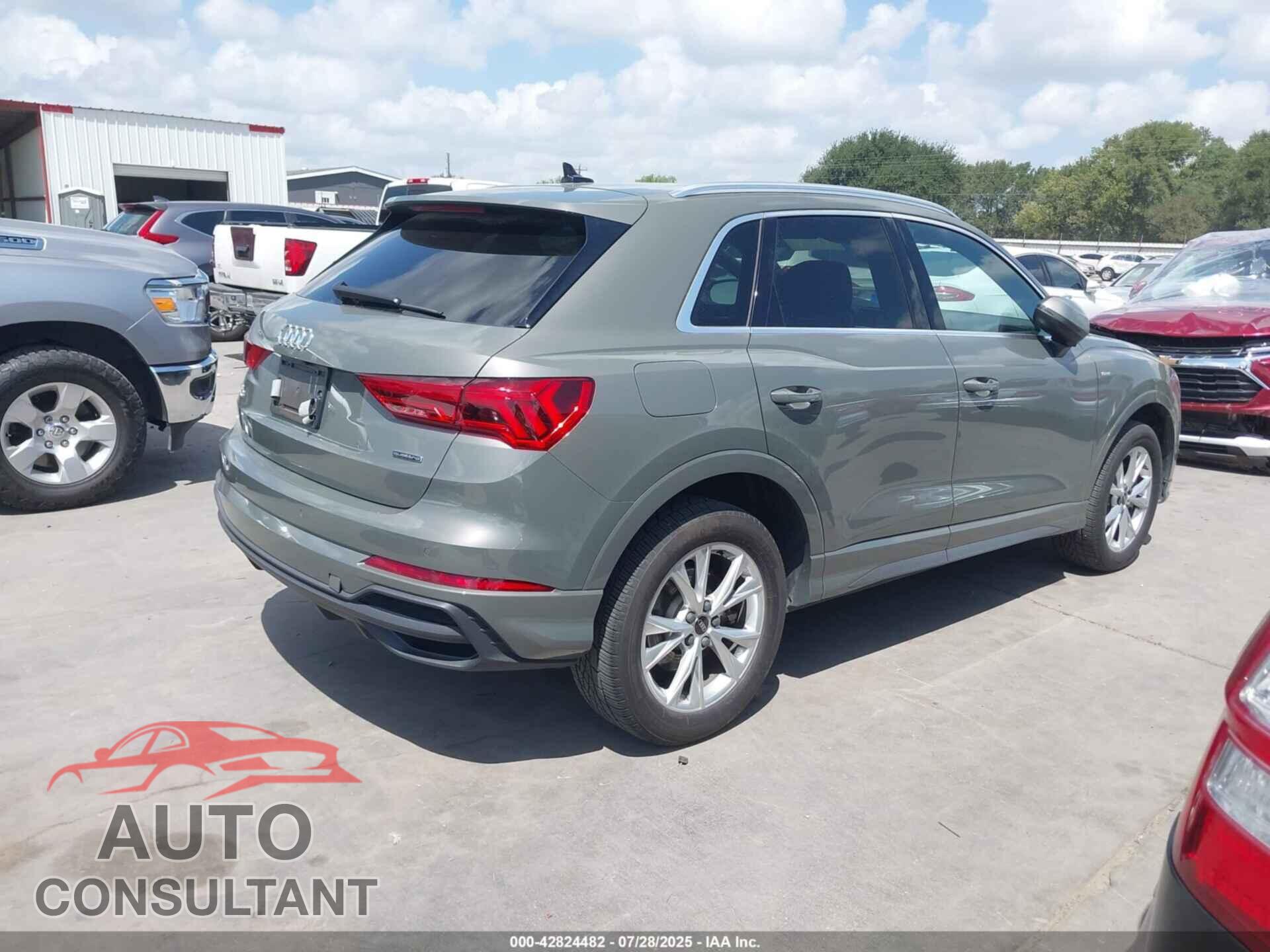 AUDI Q3 2023 - WA1DECF31P1095754