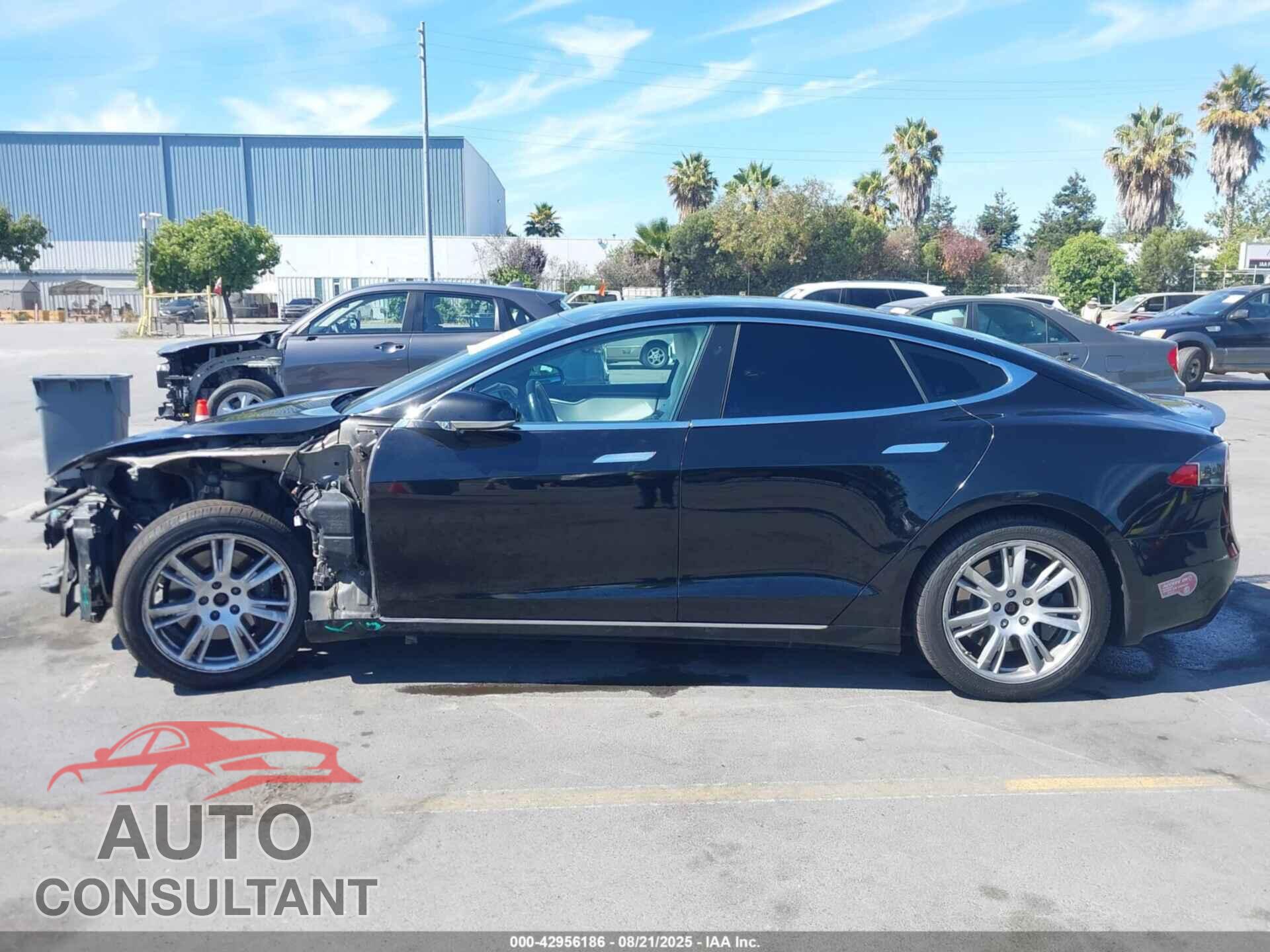 TESLA MODEL S 2020 - 5YJSA1E23LF413056
