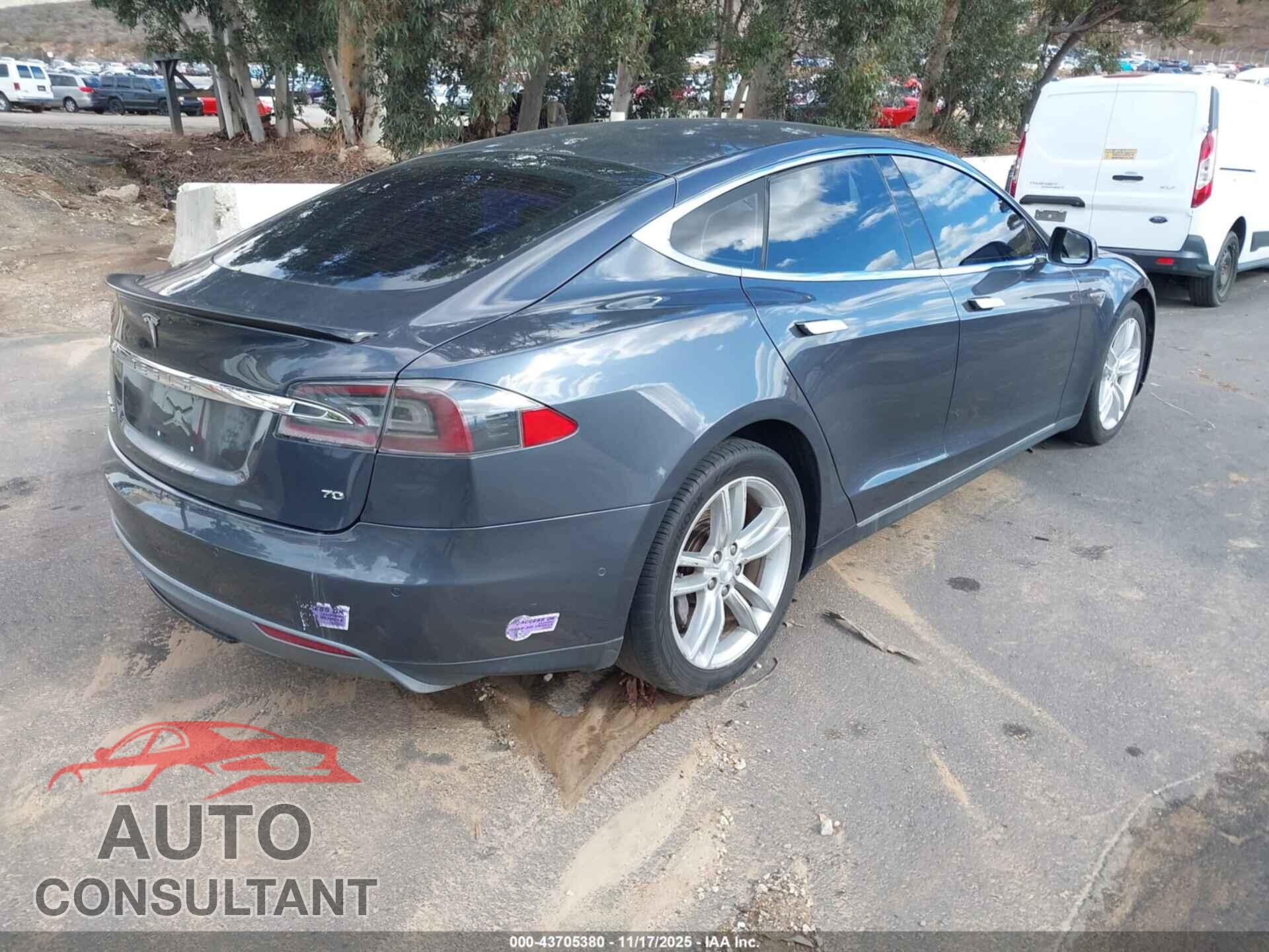 TESLA MODEL S 2015 - 5YJSA1E15FF105348