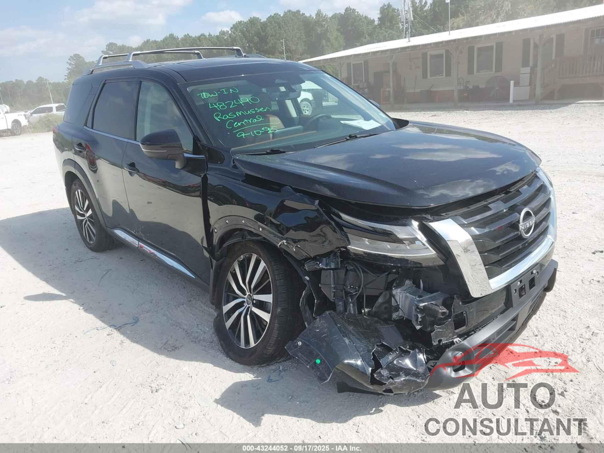 NISSAN PATHFINDER 2023 - 5N1DR3DJ1PC257247