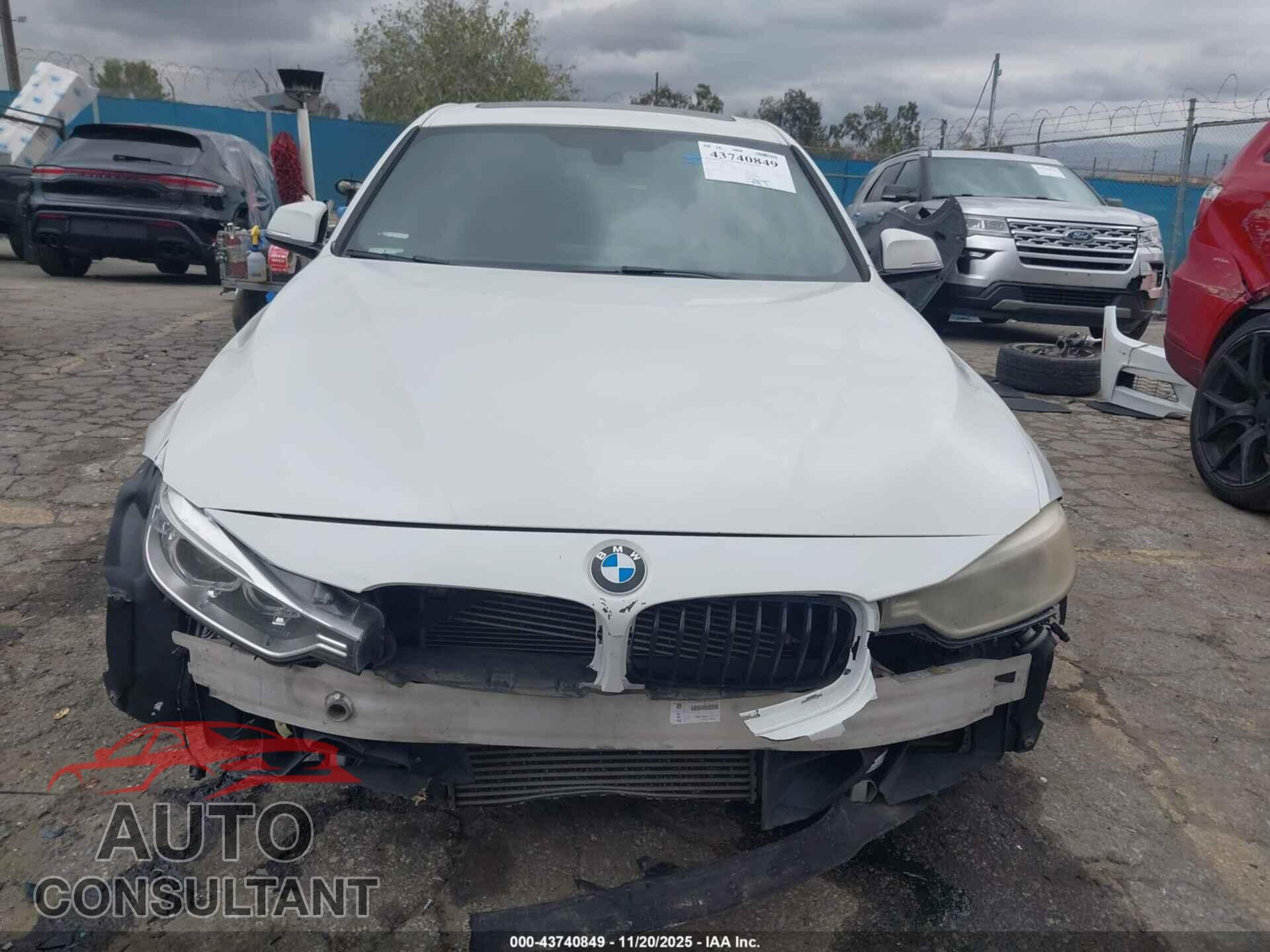 BMW 335I 2013 - WBA3A9C5XDF477153