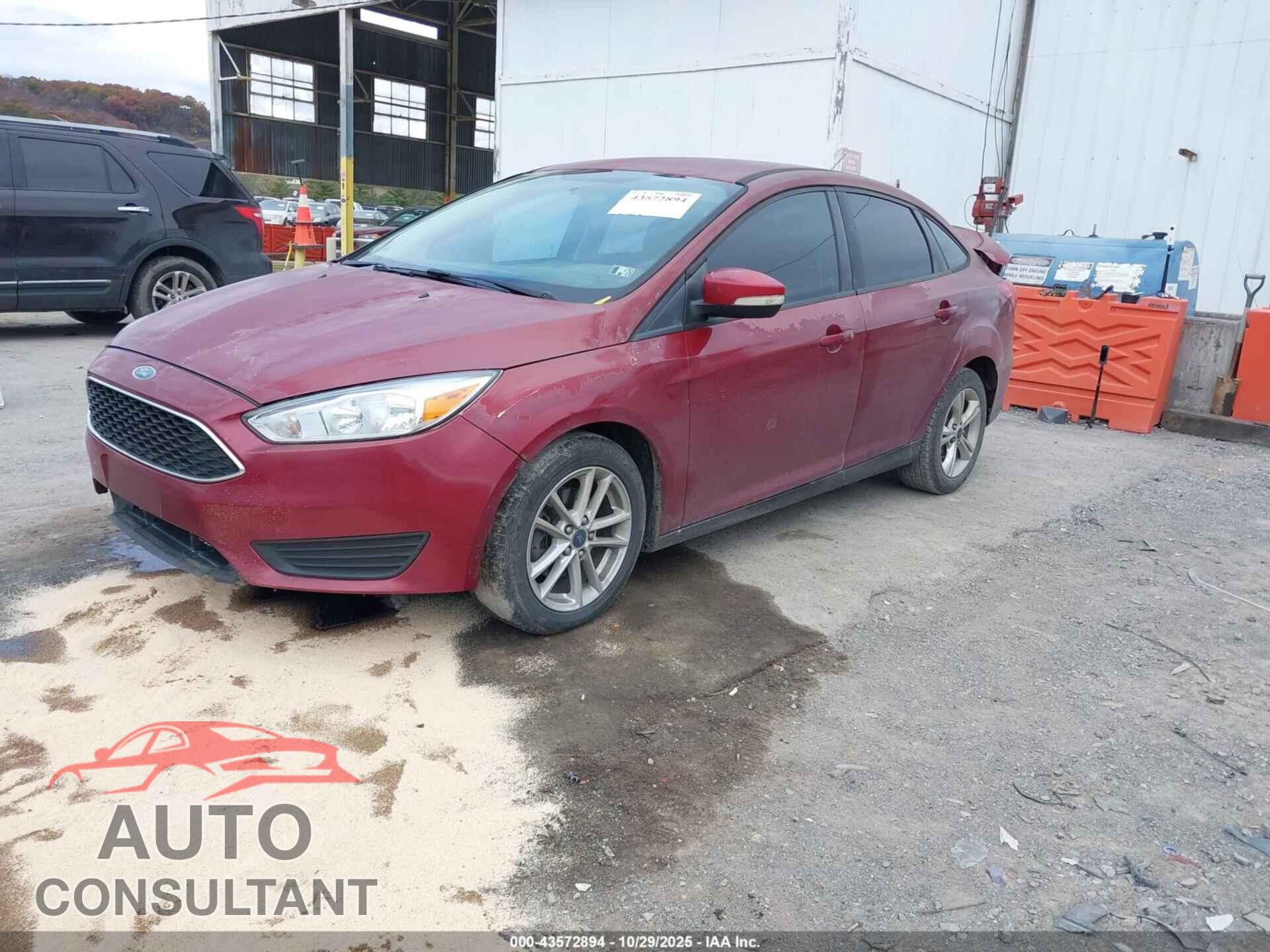 FORD FOCUS 2017 - 1FADP3F20HL201744
