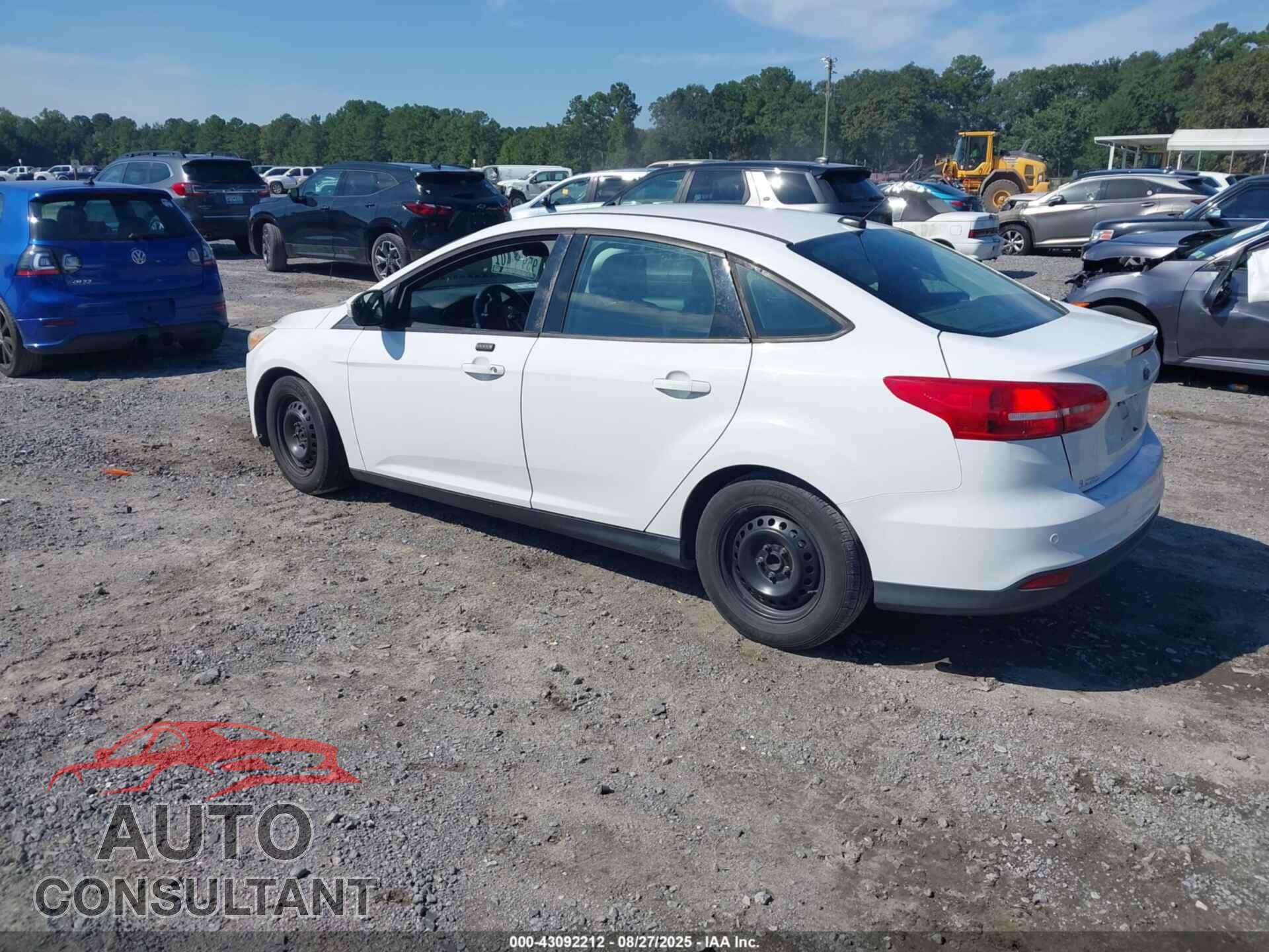 FORD FOCUS 2016 - 1FADP3F2XGL236838