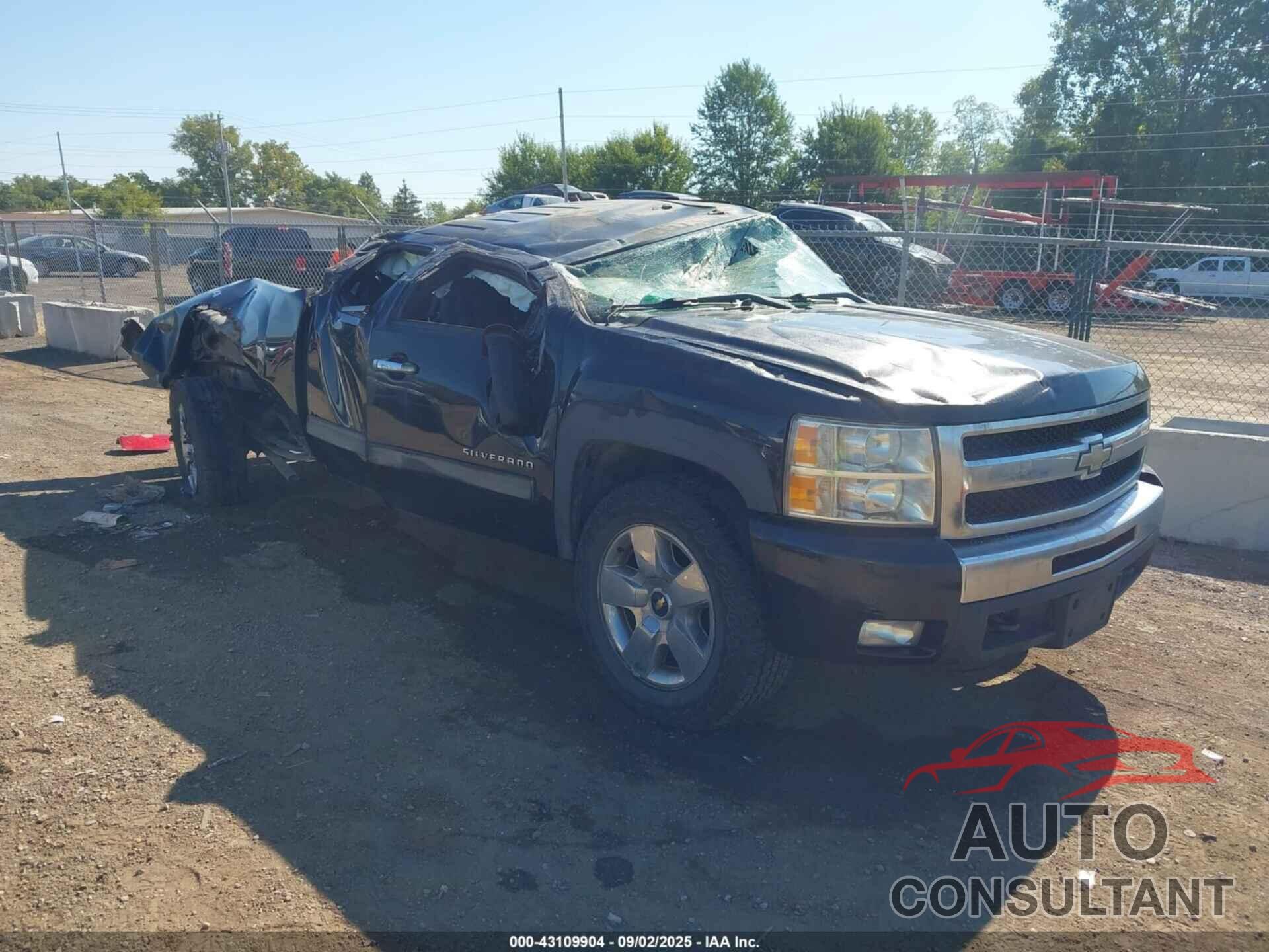CHEVROLET SILVERADO 1500 2011 - 1GCRKSE34BZ270654