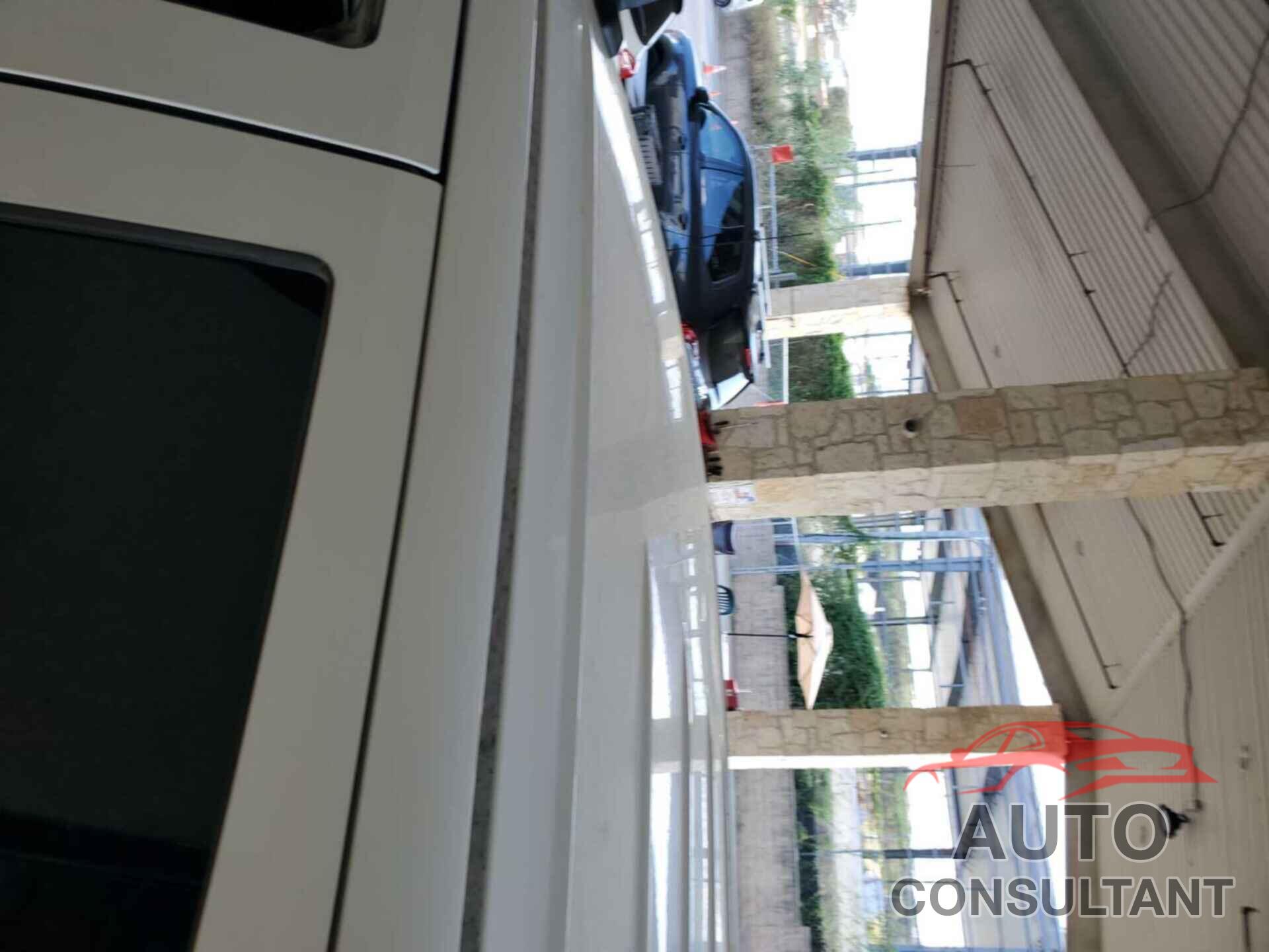 CHEVROLET SILVERADO 2019 - 2GC2KREG4K1231004