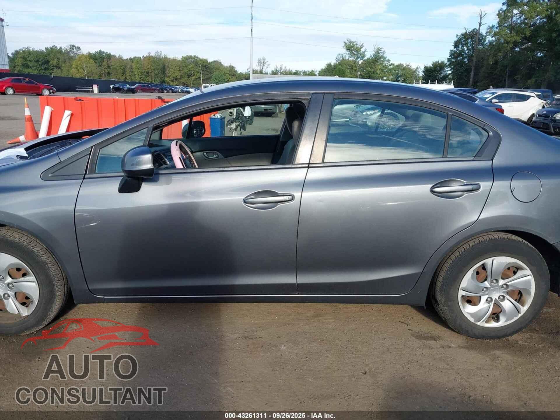 HONDA CIVIC 2013 - 19XFB2F50DE242979