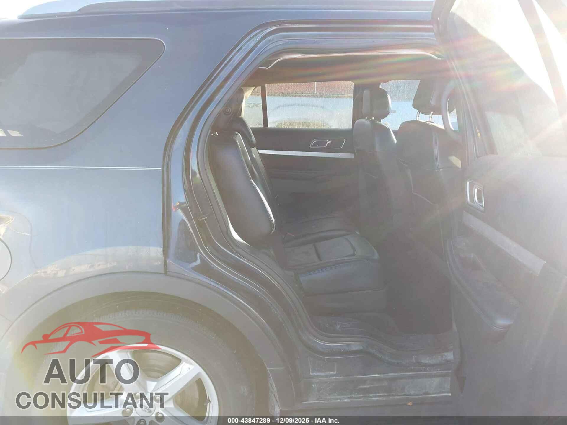 FORD EXPLORER 2017 - 1FM5K8D86HGC32017