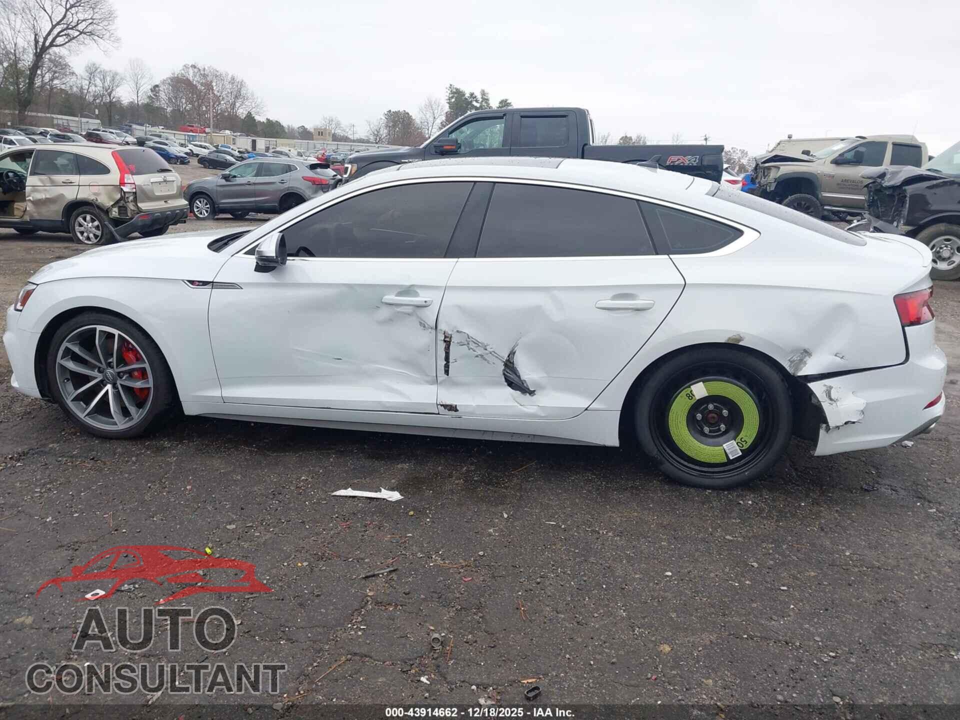 AUDI S5 2018 - WAUC4CF50JA103997