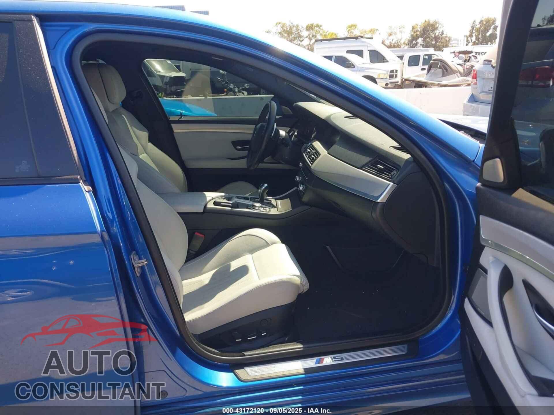 BMW M5 2013 - WBSFV9C50DC772955
