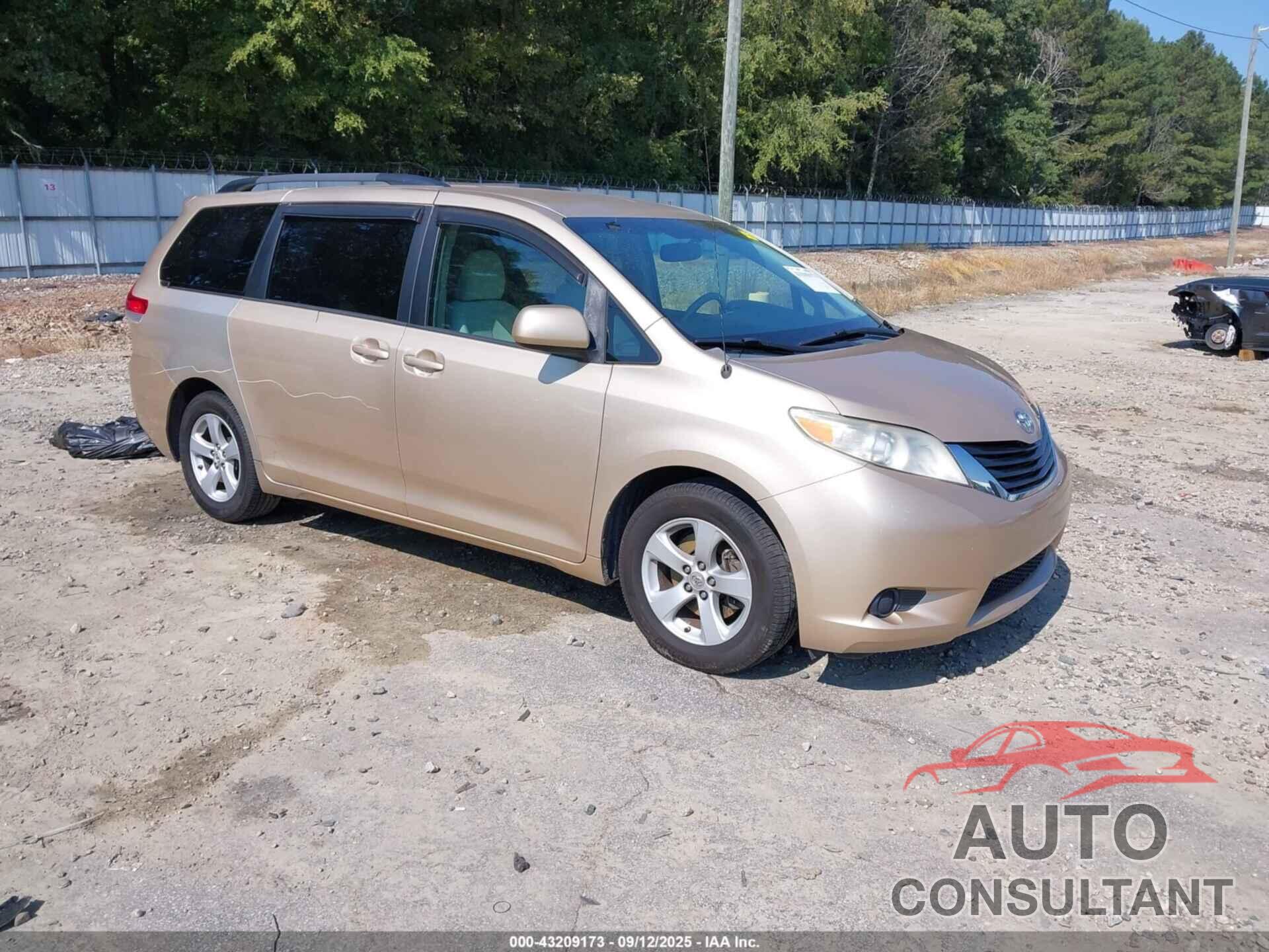 TOYOTA SIENNA 2011 - 5TDKK3DC4BS148984