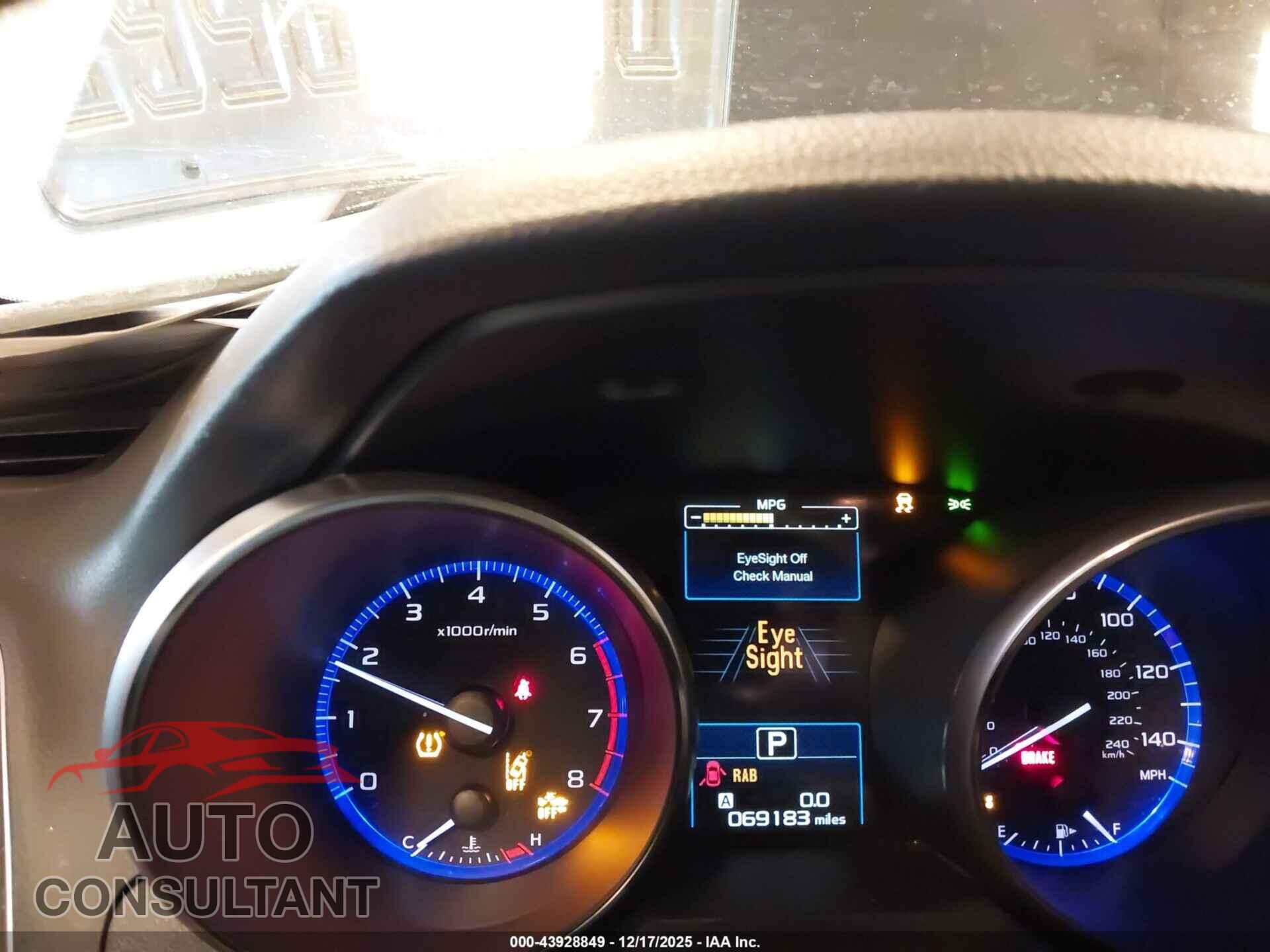 SUBARU OUTBACK 2017 - 4S4BSATC8H3316587