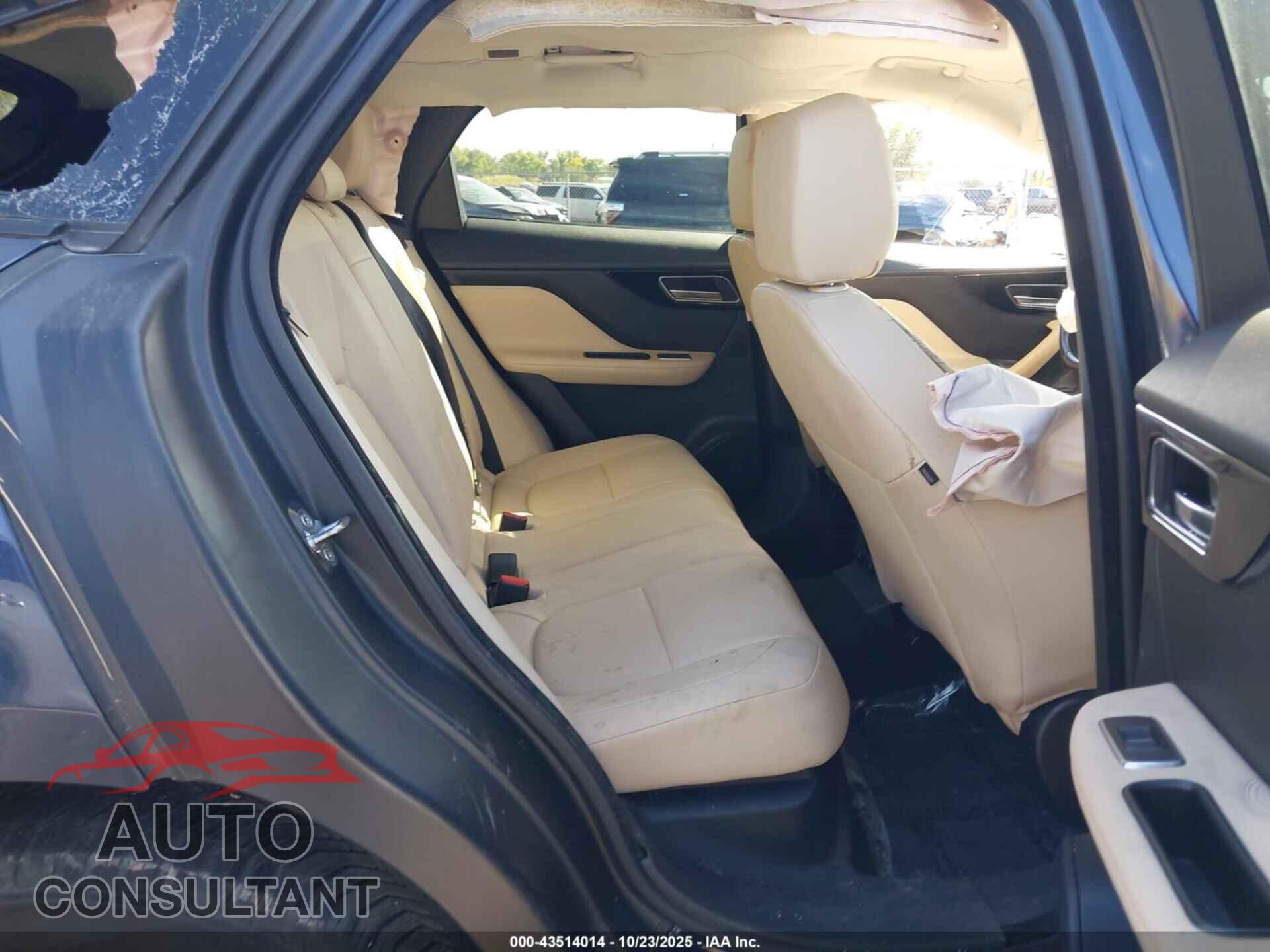 JAGUAR F-PACE 2017 - SADCS2BV8HA067631