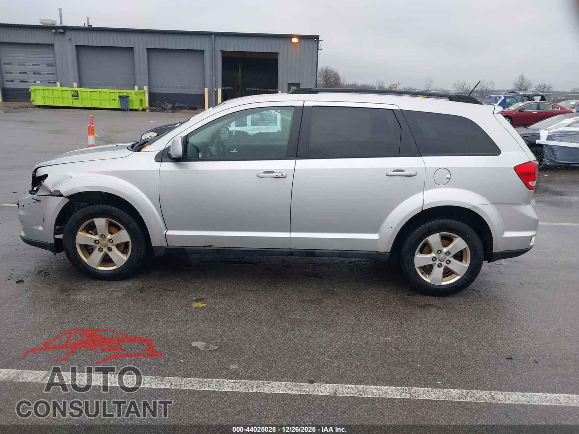 DODGE JOURNEY 2012 - 3C4PDCBG4CT204743