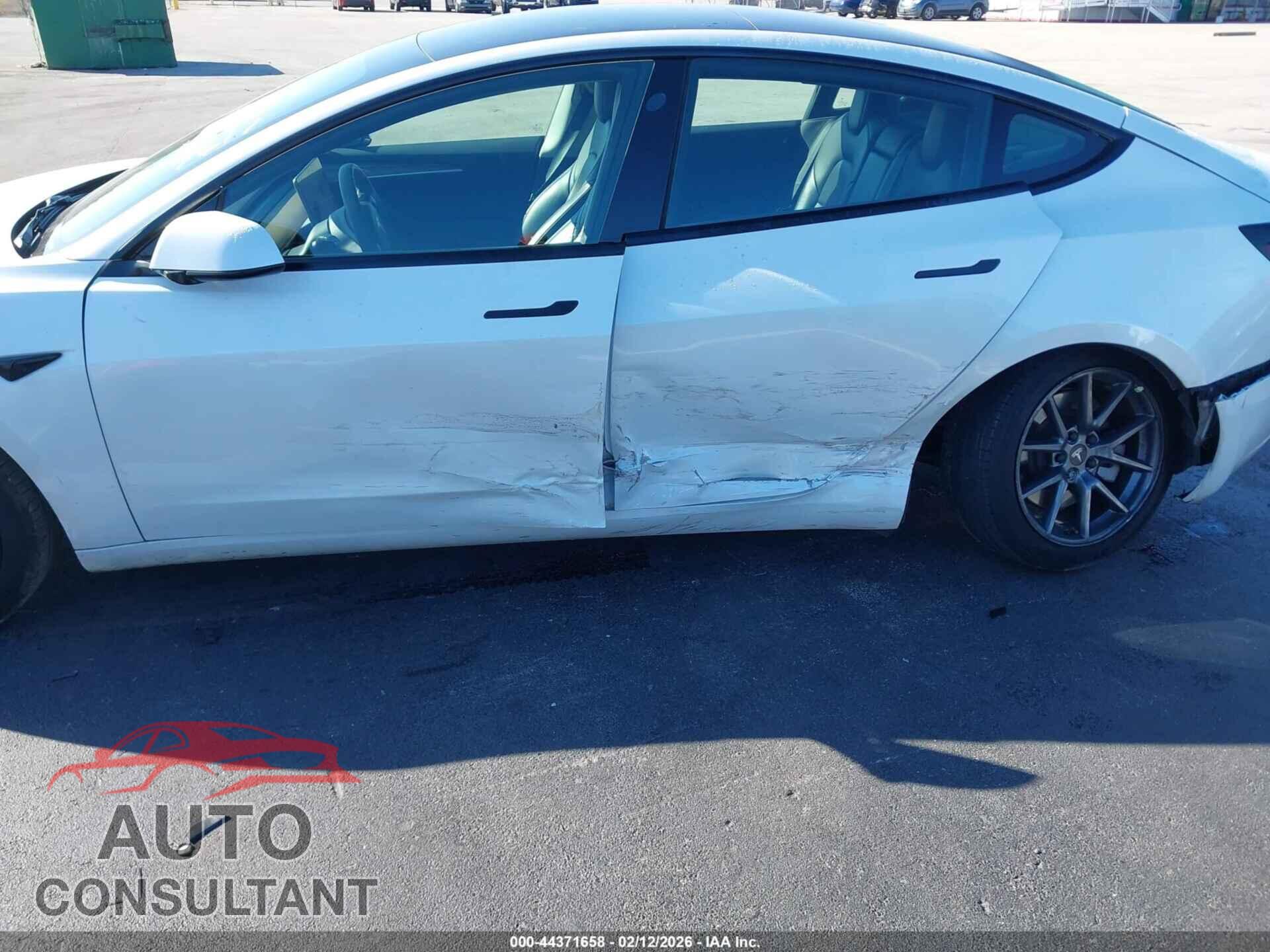 TESLA MODEL 3 2023 - 5YJ3E1EA8PF437617
