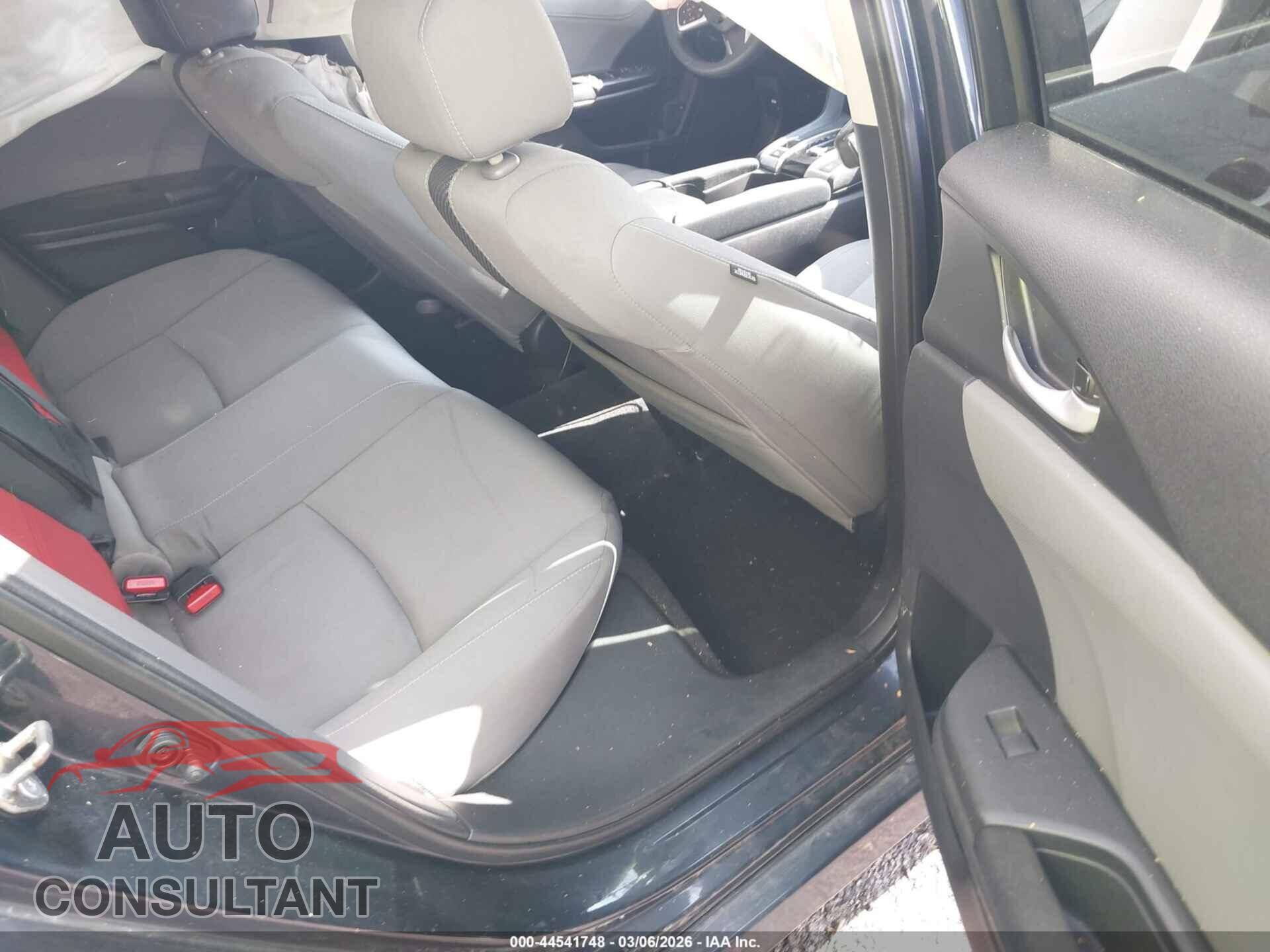 HONDA CIVIC 2017 - 19XFC2F76HE213913