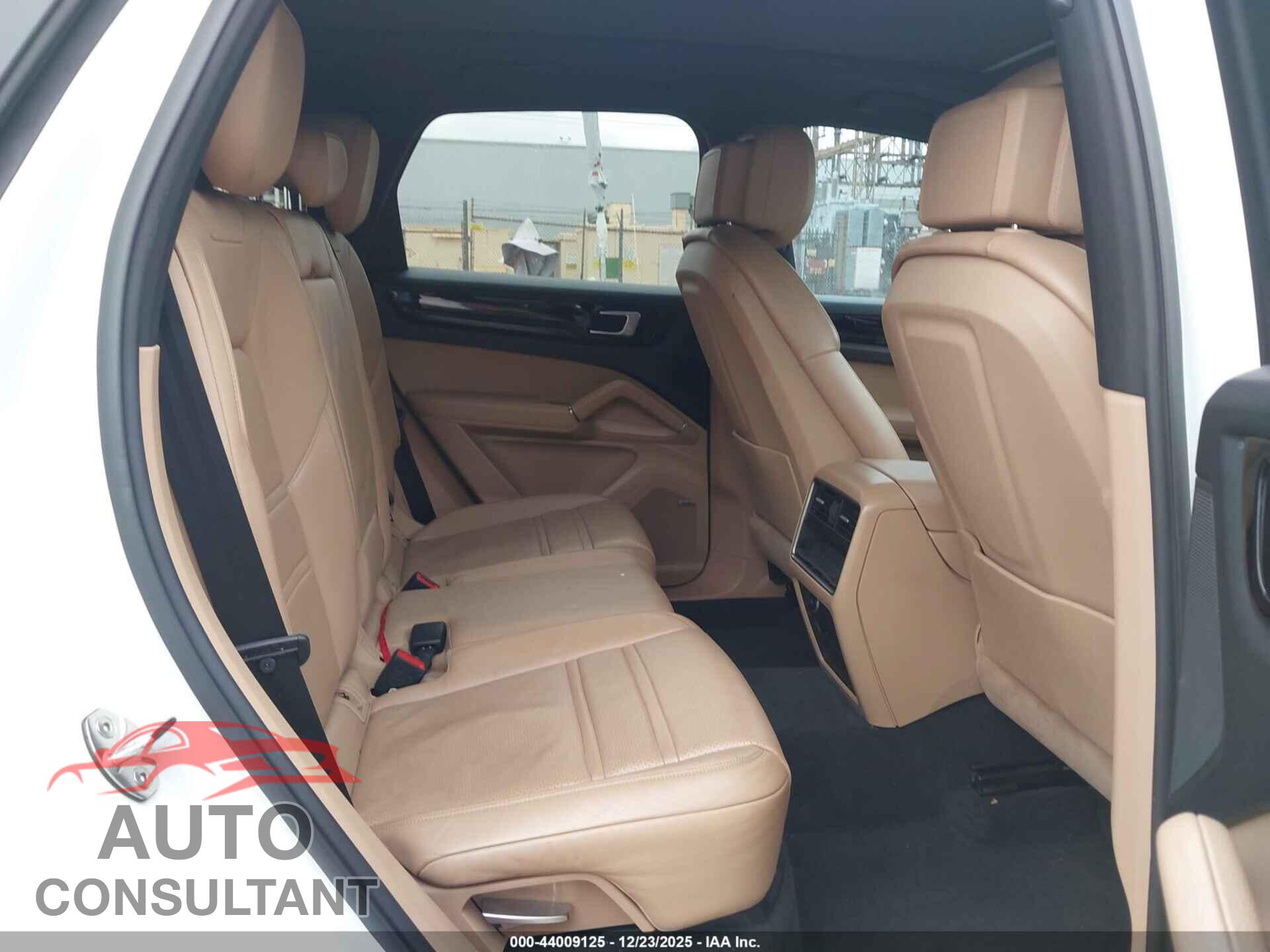 PORSCHE CAYENNE 2019 - WP1AA2AY7KDA06910