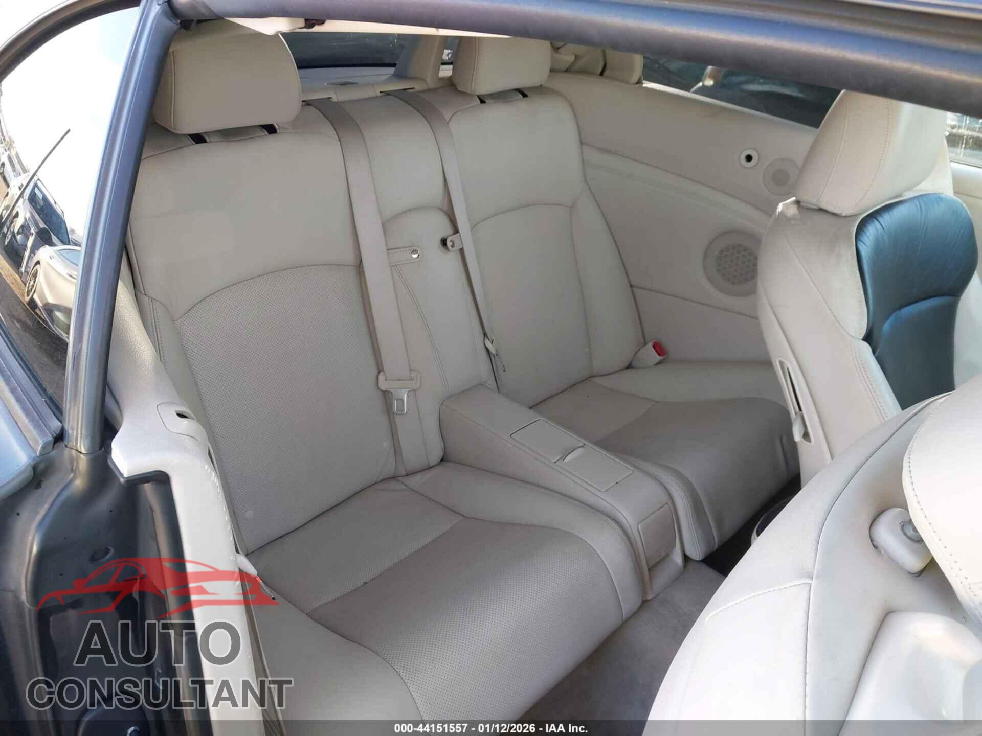 LEXUS IS 250C 2010 - JTHFF2C29A2501880