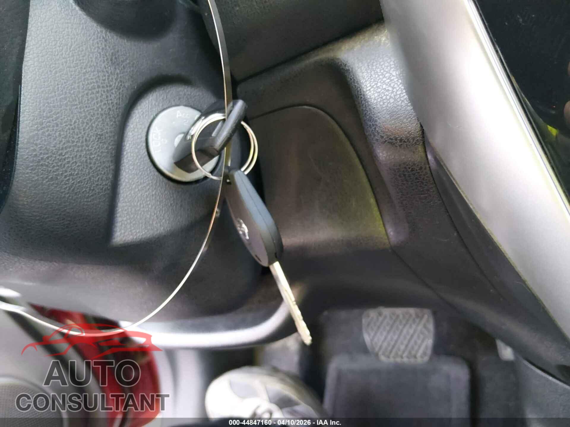 NISSAN VERSA NOTE 2015 - 3N1CE2CP2FL356175