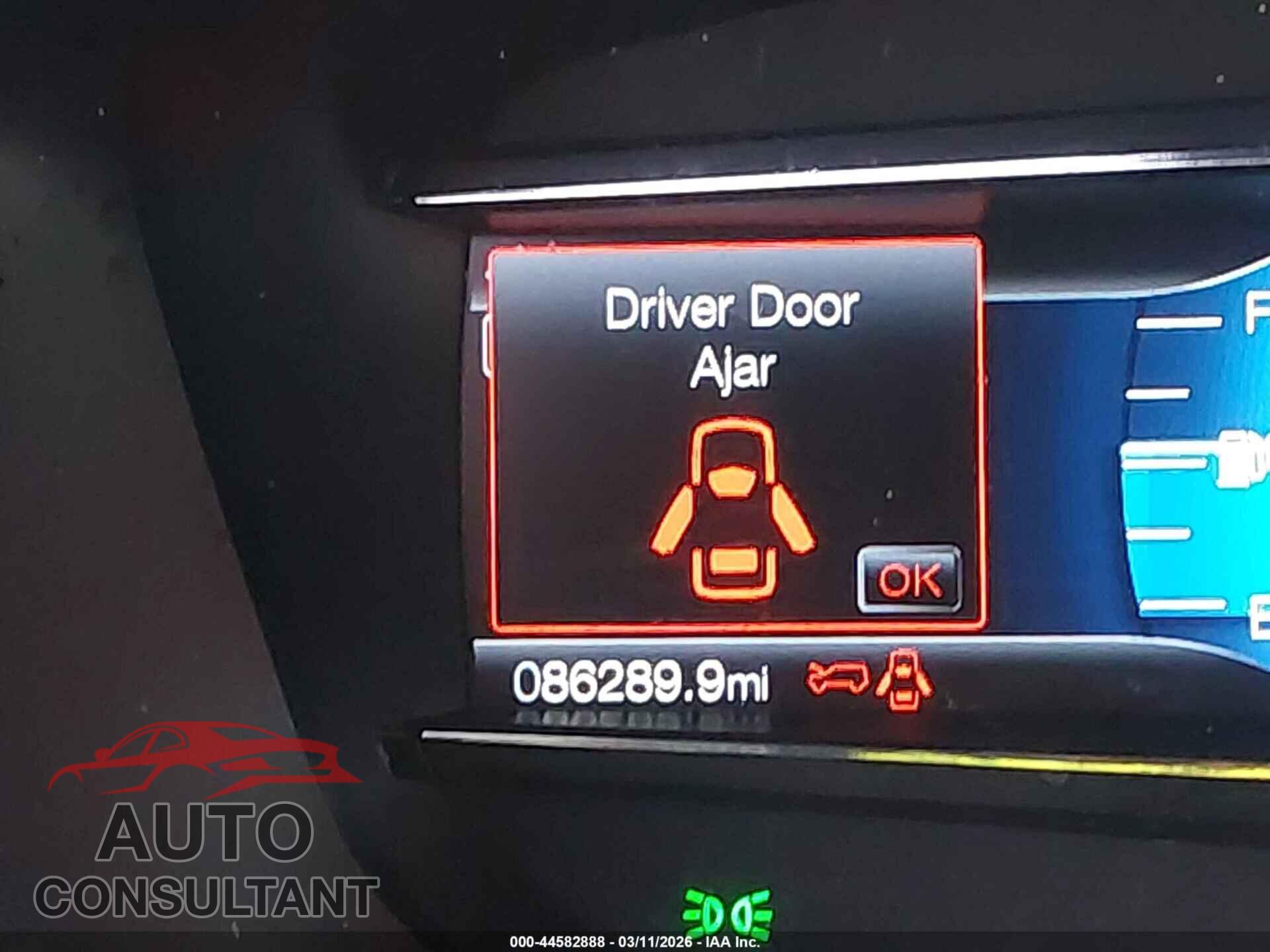 FORD EXPLORER 2018 - 1FM5K7D8XJGB04508