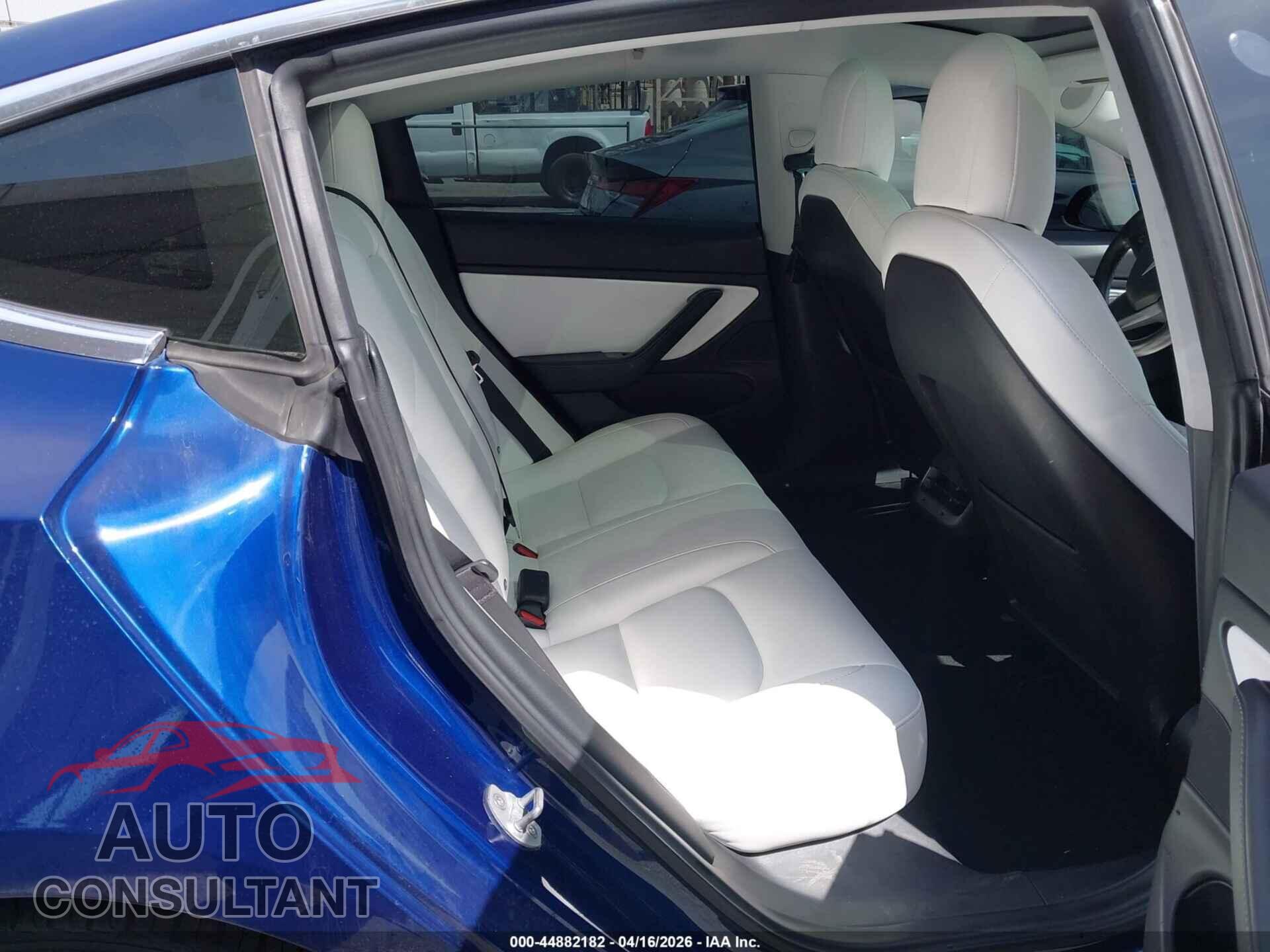 TESLA MODEL 3 2018 - 5YJ3E1EB9JF081050