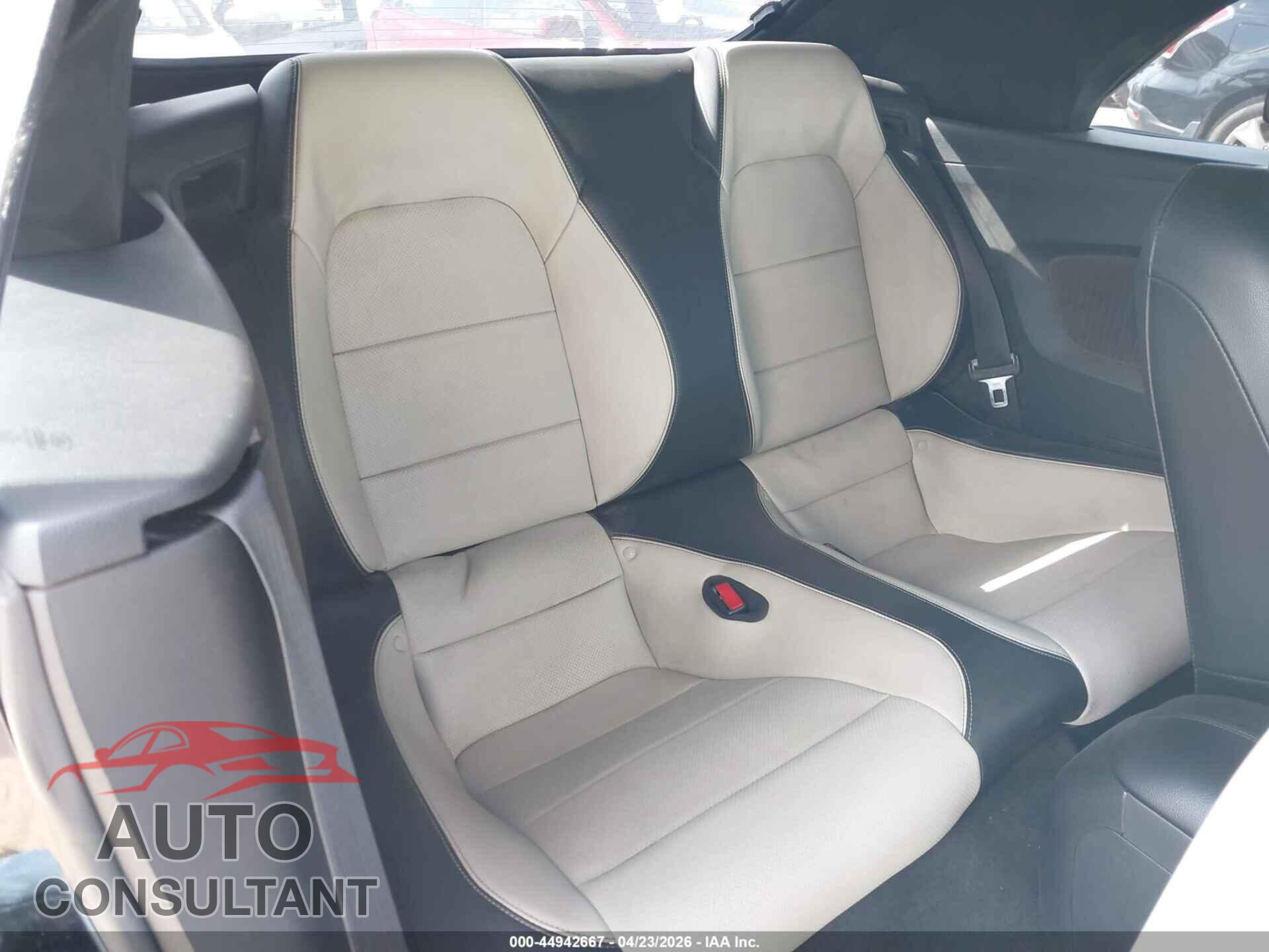 FORD MUSTANG 2017 - 1FATP8UH1H5317331