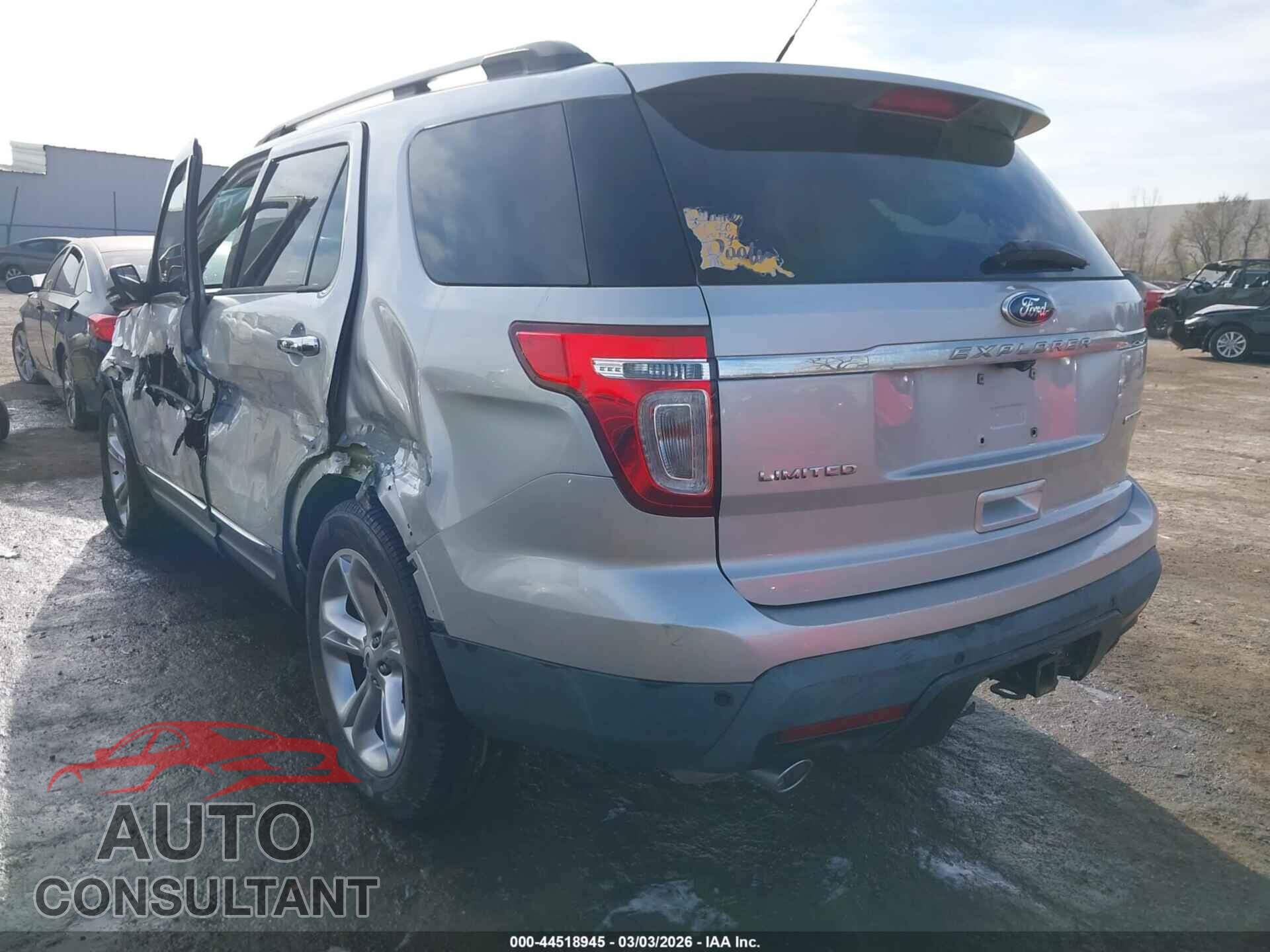 FORD EXPLORER 2015 - 1FM5K7F81FGA20632