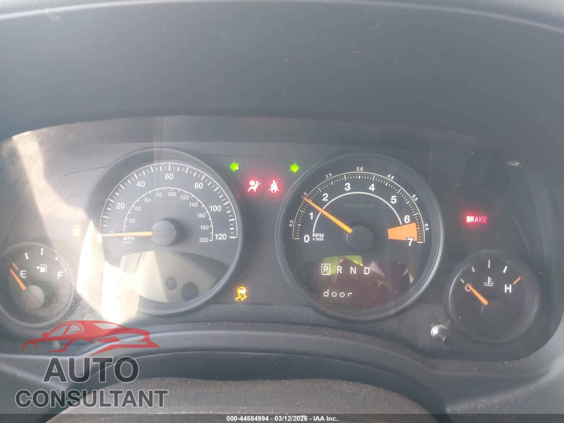 JEEP COMPASS 2017 - 1C4NJCBAXHD123433