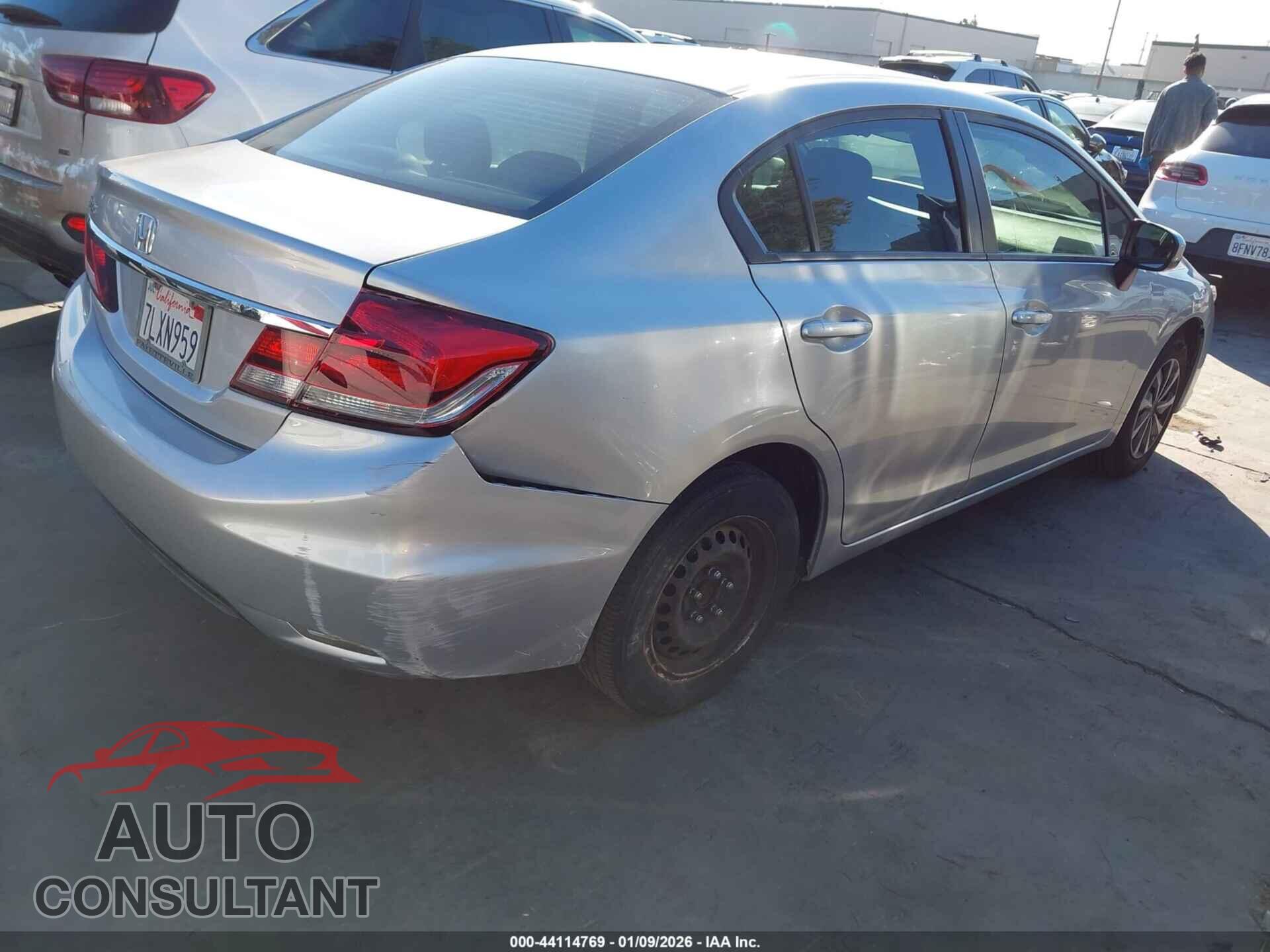 HONDA CIVIC 2014 - 19XFB2F51EE018928