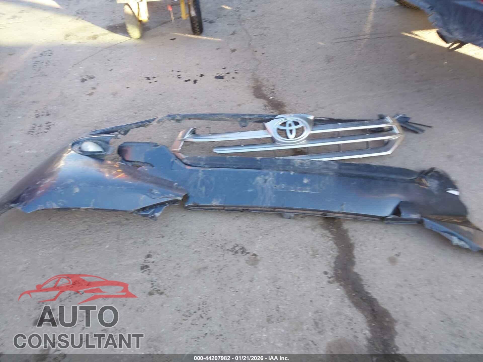 TOYOTA HIGHLANDER 2011 - 5TDZK3EHXBS037980