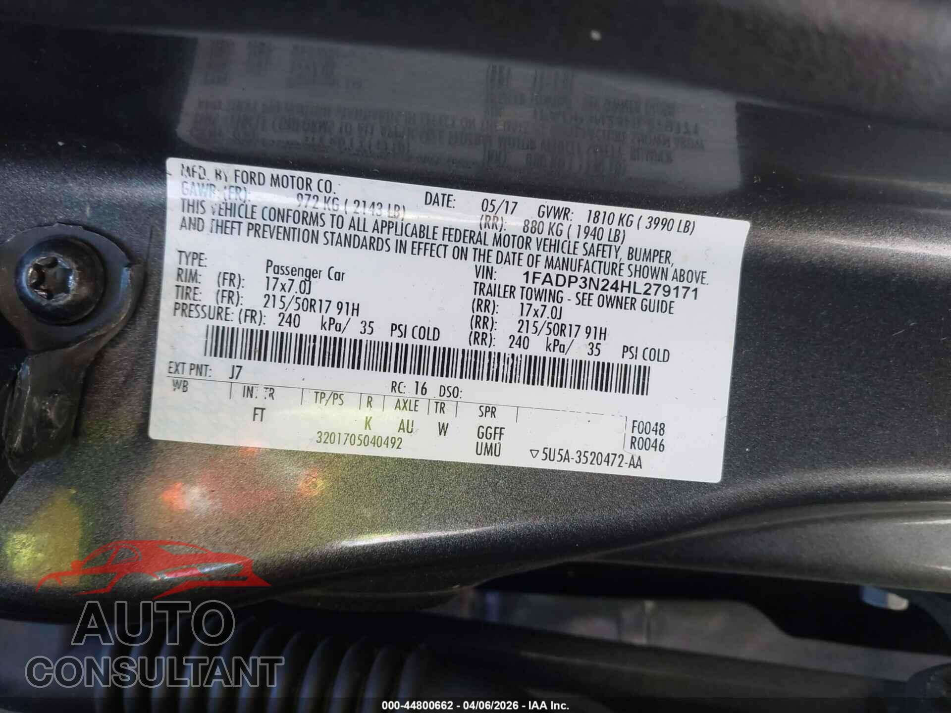 FORD FOCUS 2017 - 1FADP3N24HL279171