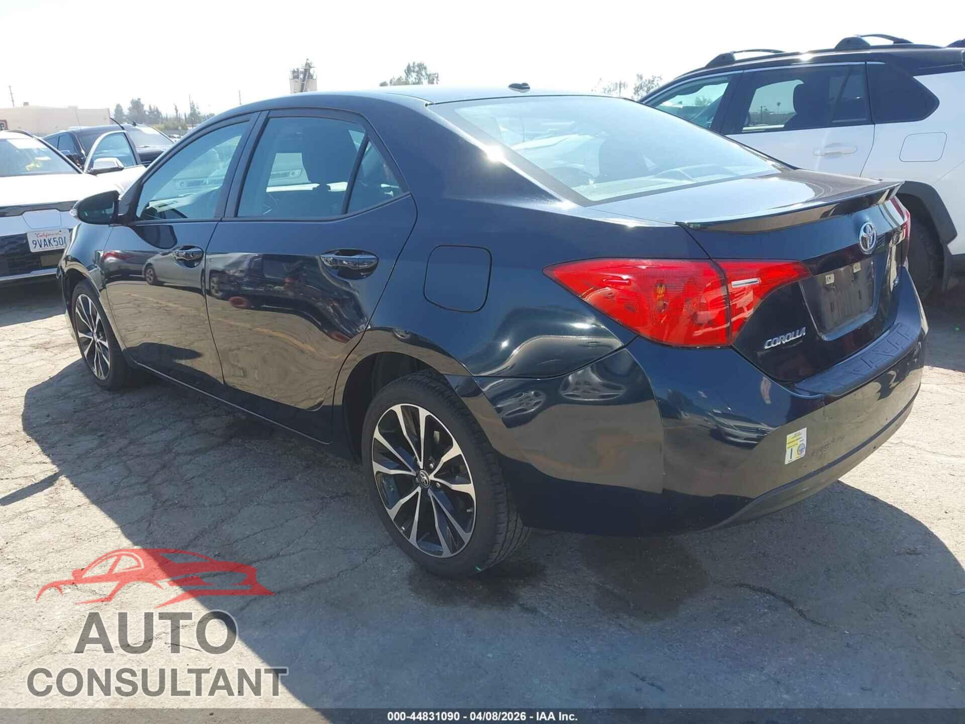 TOYOTA COROLLA 2017 - 5YFBURHE2HP626801