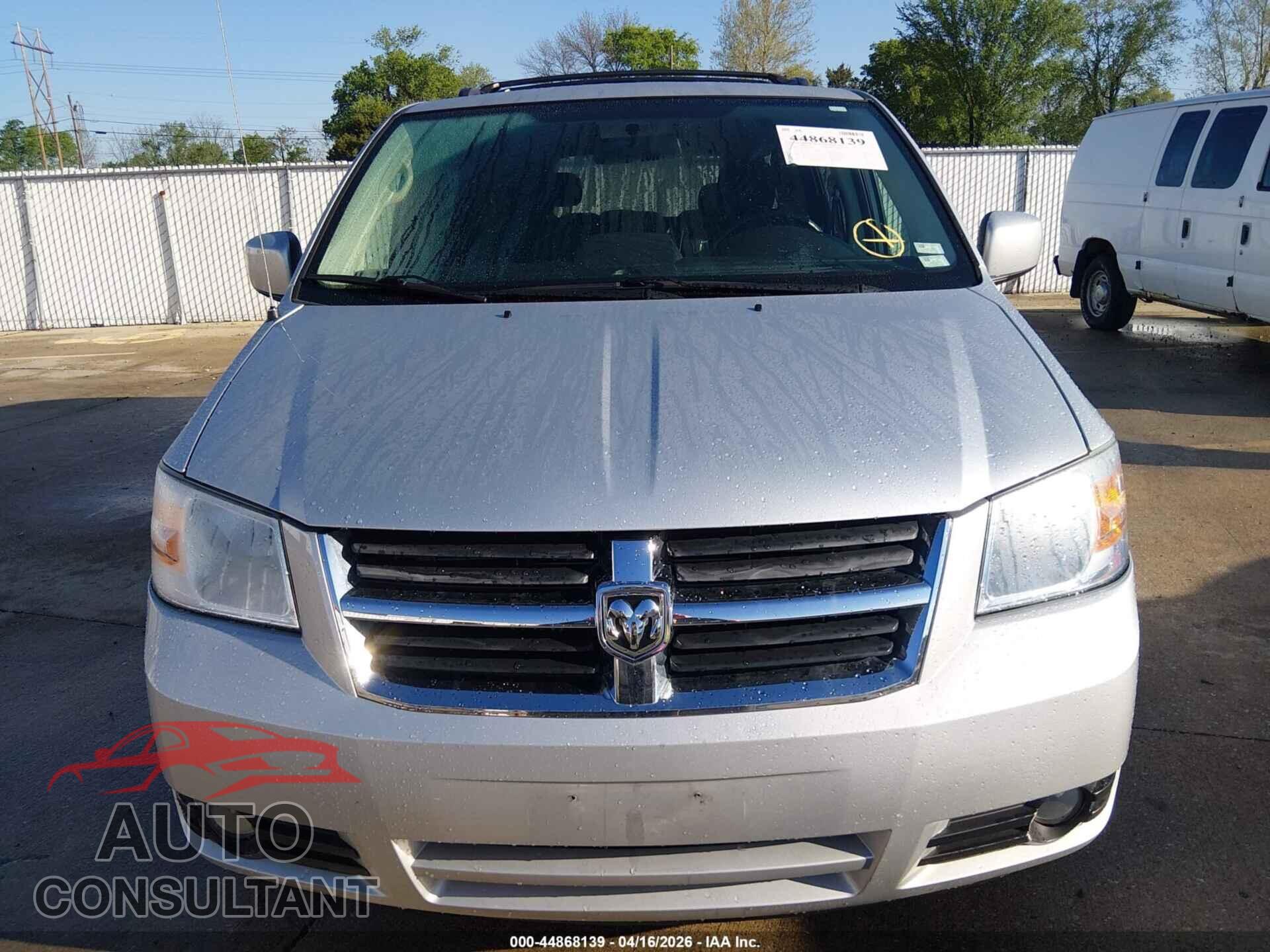 DODGE GRAND CARAVAN 2010 - 2D4RN5D10AR237655