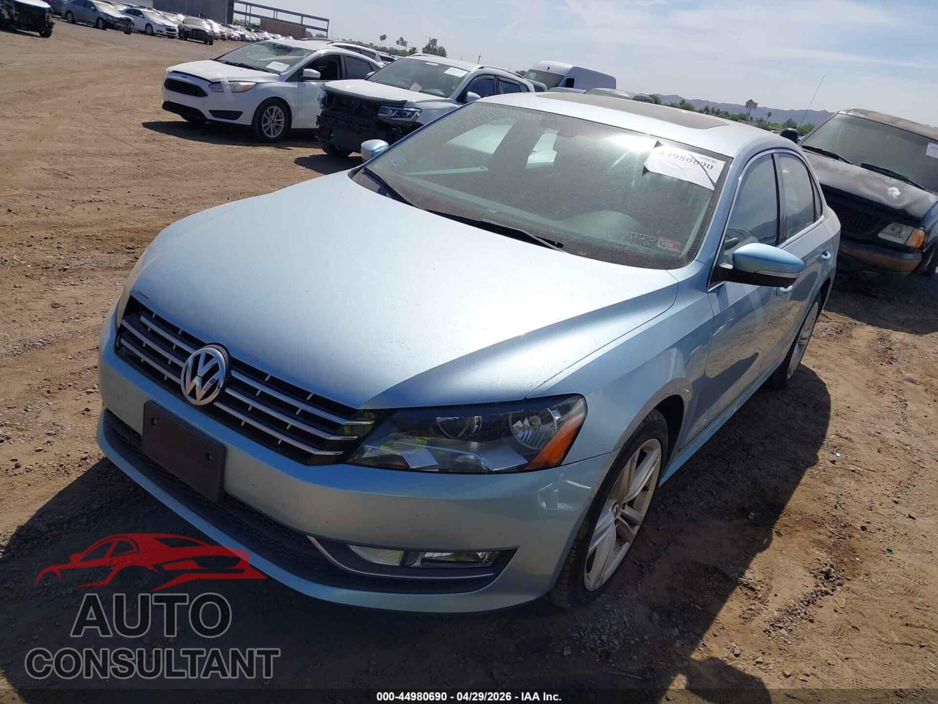 VOLKSWAGEN PASSAT 2013 - 1VWCN7A36DC060768