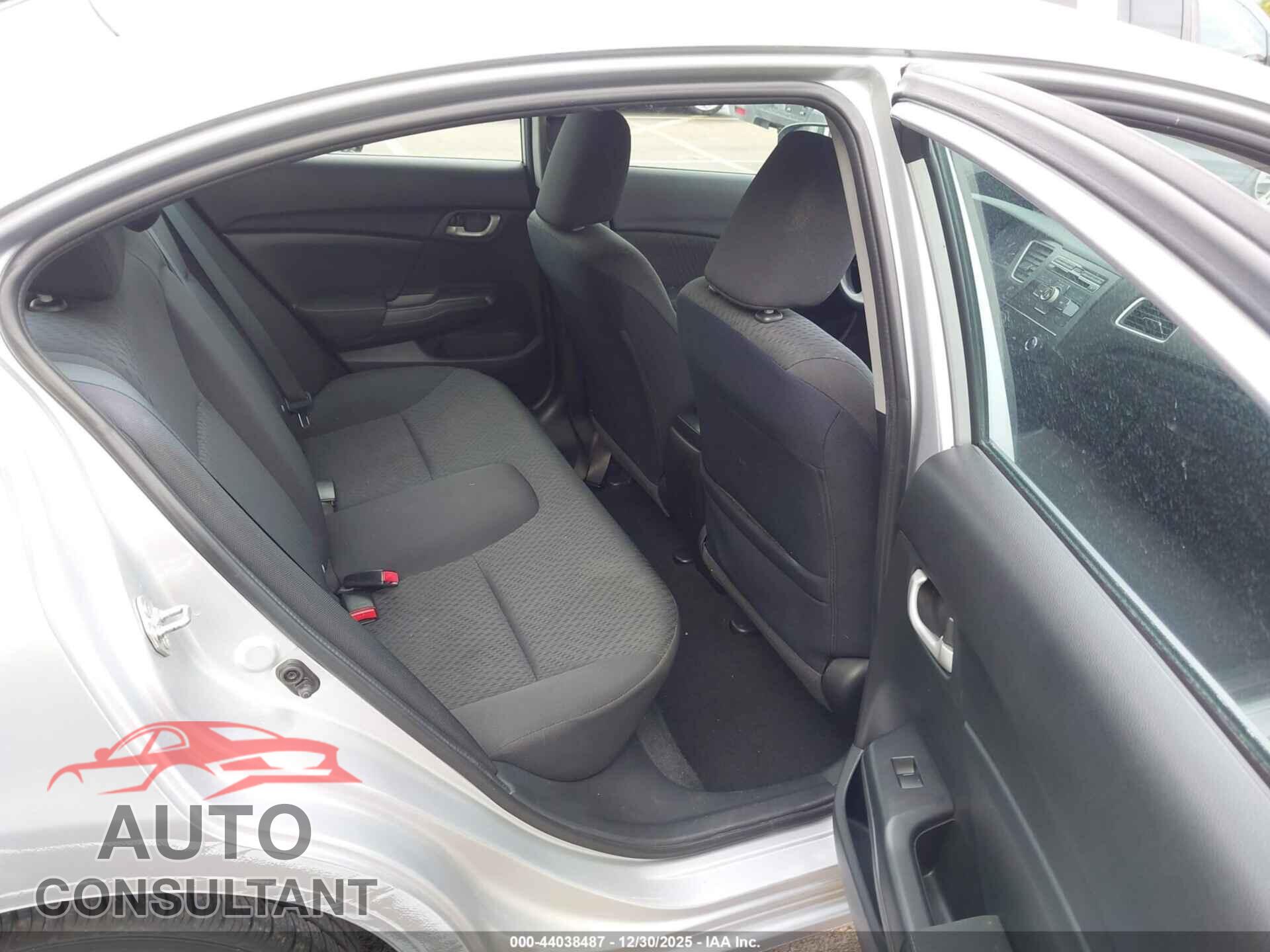HONDA CIVIC 2015 - 2HGFB2F52FH532603