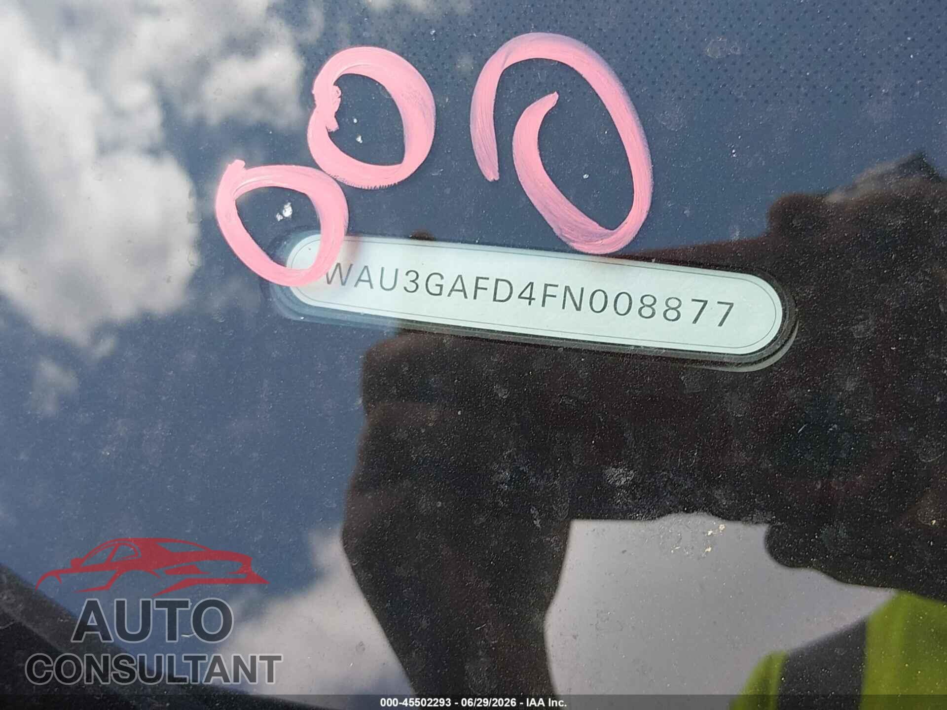 AUDI A8 L 2015 - WAU3GAFD4FN008877