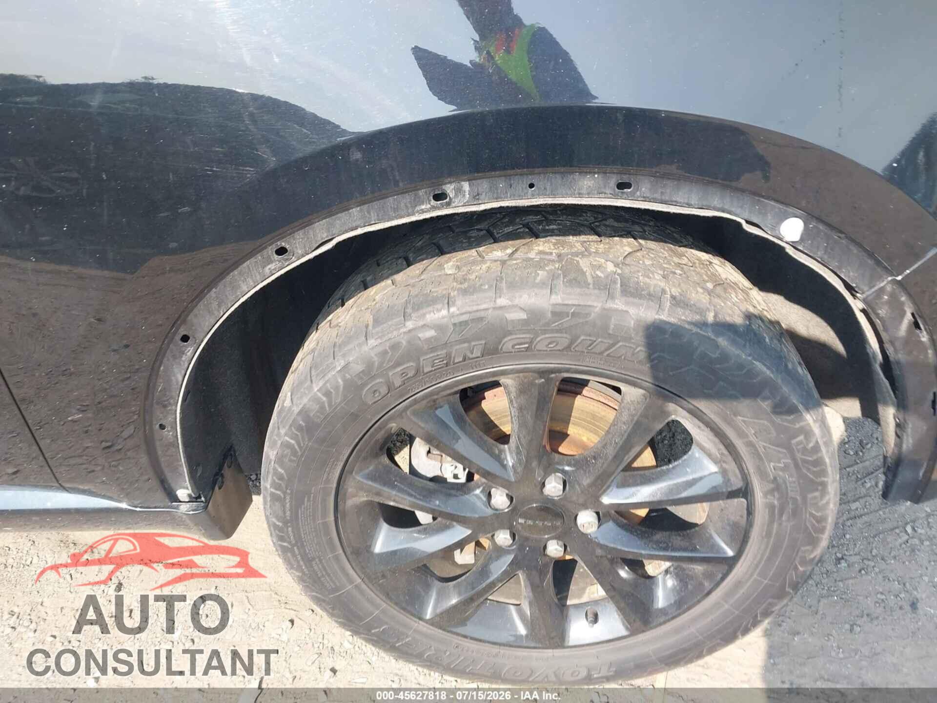 DODGE DURANGO 2018 - 1C4RDJAG3JC213845