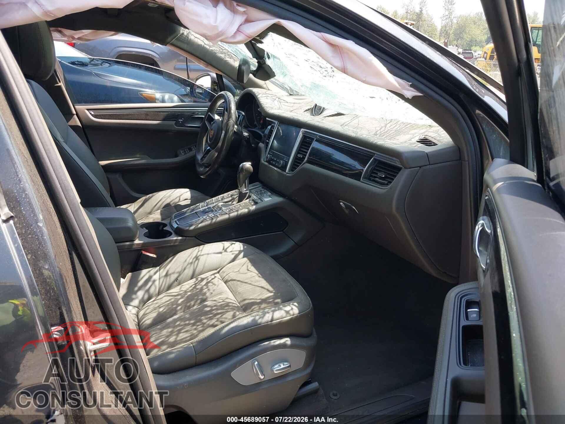 PORSCHE MACAN 2017 - WP1AA2A54HLB04135