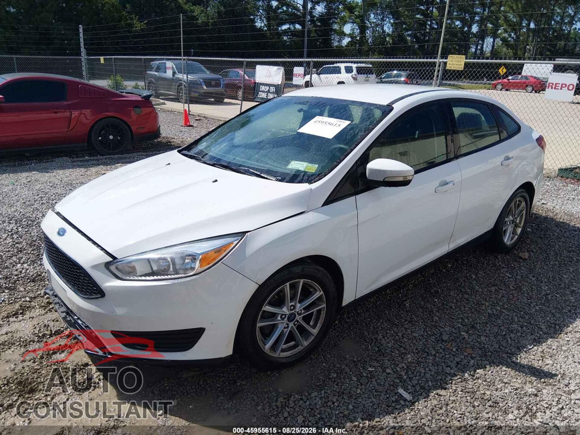 FORD FOCUS 2017 - 1FADP3F25HL300057
