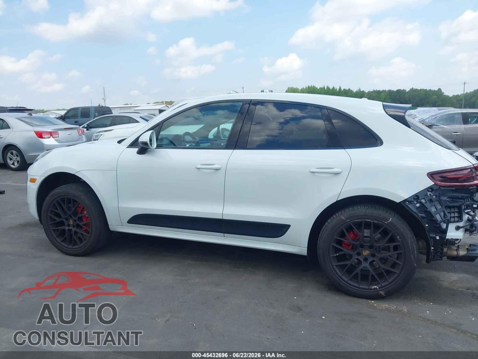 PORSCHE MACAN 2017 - WP1AG2A58HLB50436