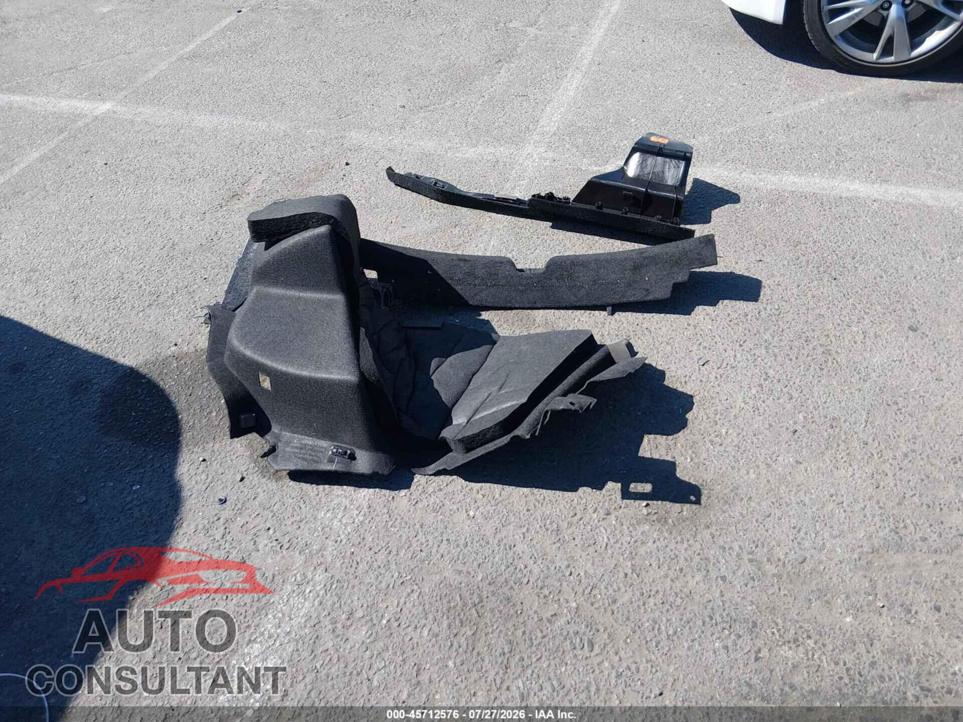 TESLA MODEL 3 2024 - 5YJ3E1EA2RF742968