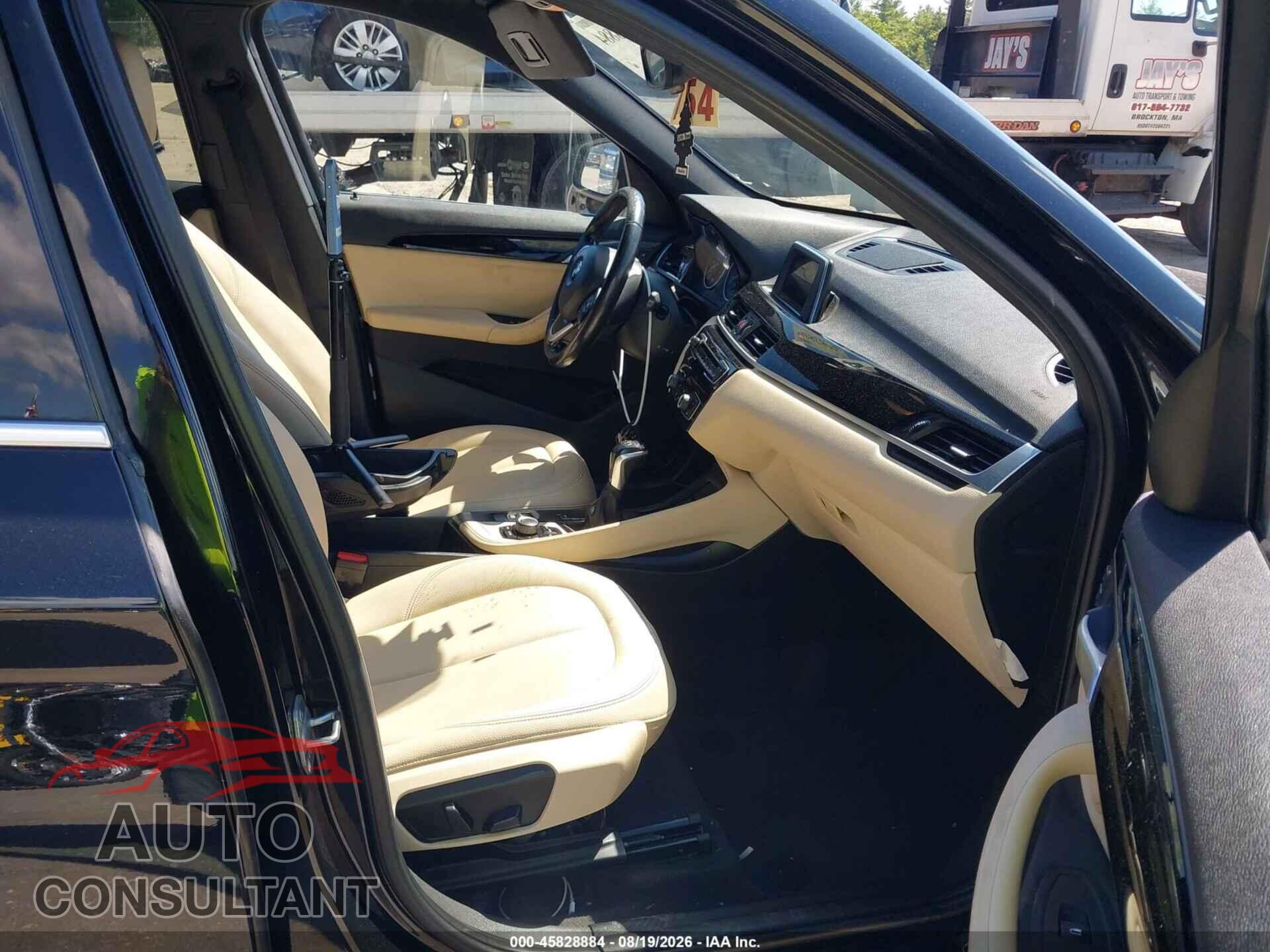 BMW X1 2017 - WBXHT3C30H5F82641