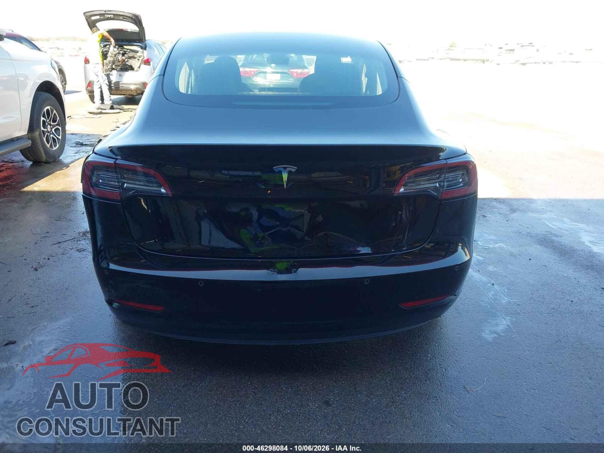 TESLA MODEL 3 2018 - 5YJ3E1EA8JF003950